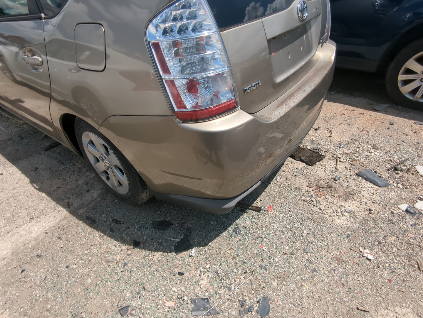 2004-2009 Toyota Prius Rear Bumper Assembly Oem - Oemusedautoparts1.com