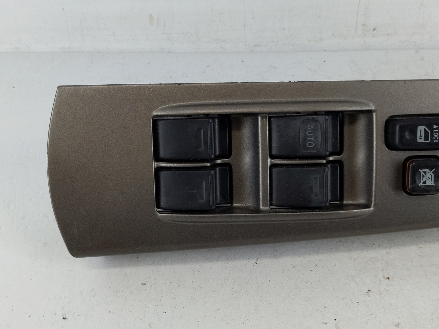 2004-2009 Toyota Prius Master Power Window Switch Replacement Driver Side Left P/N:2324702C 84820-47050 Fits OEM Used Auto P