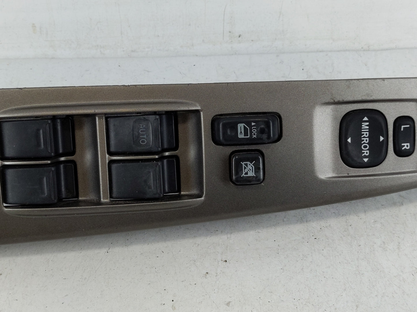 2004-2009 Toyota Prius Master Power Window Switch Replacement Driver Side Left P/N:2324702C 84820-47050 Fits OEM Used Auto P