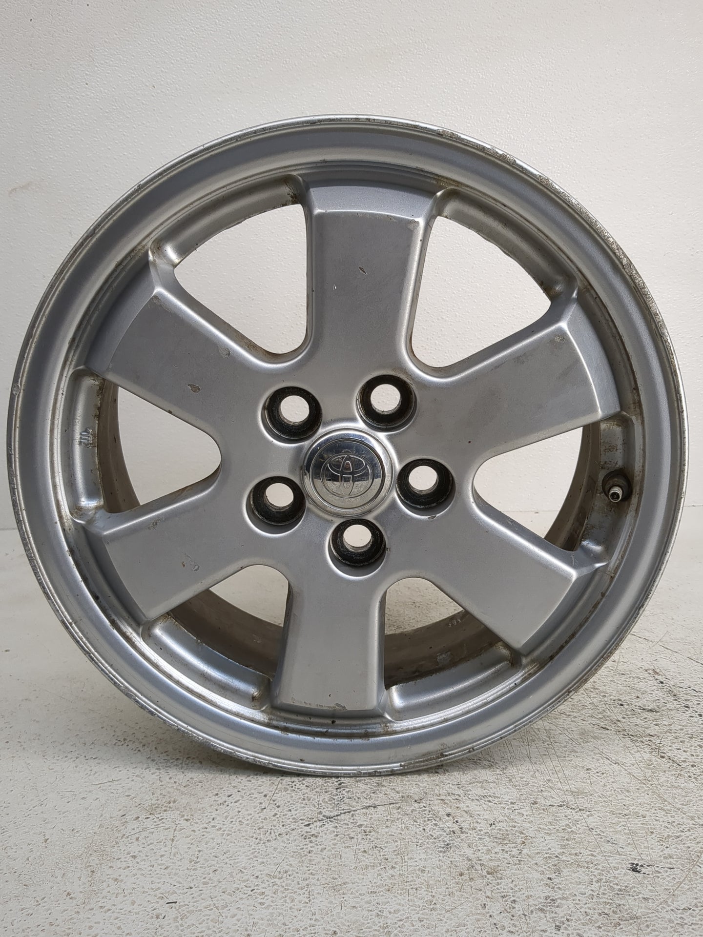 2004-2009 Toyota Prius Oem Wheel Rim - Oemusedautoparts1.com