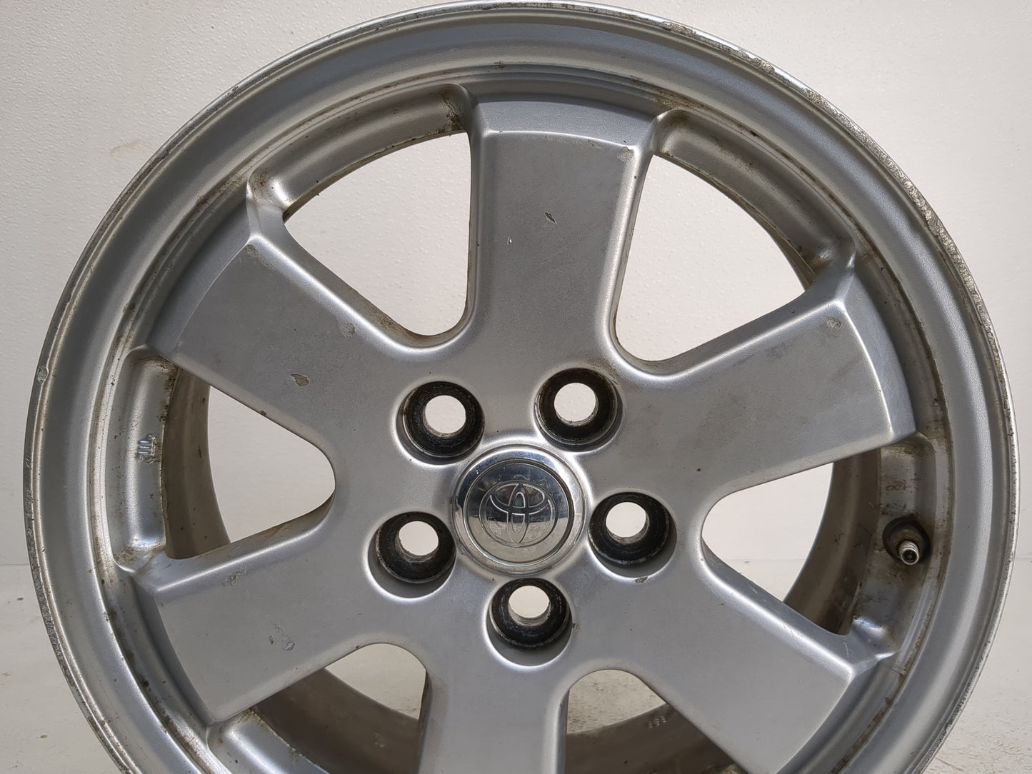 2004-2009 Toyota Prius Oem Wheel Rim - Oemusedautoparts1.com