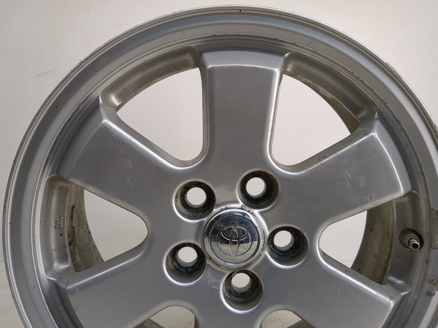 2004-2009 Toyota Prius Oem Wheel Rim - Oemusedautoparts1.com