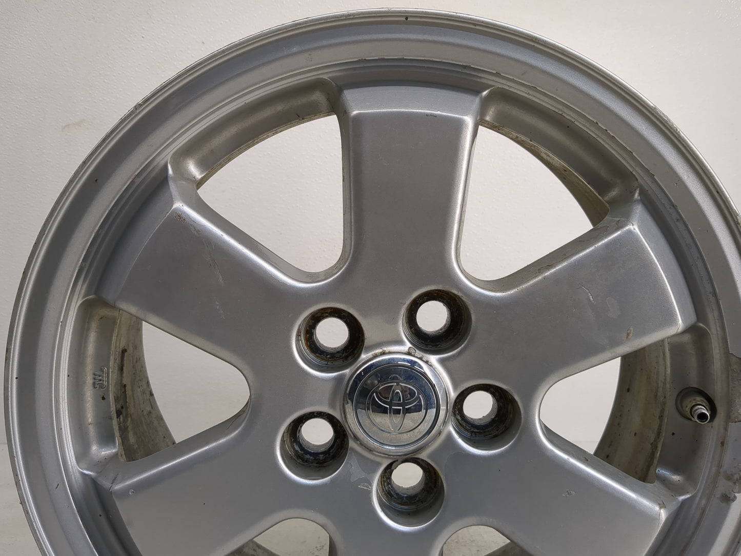 2004-2009 Toyota Prius Oem Wheel Rim - Oemusedautoparts1.com