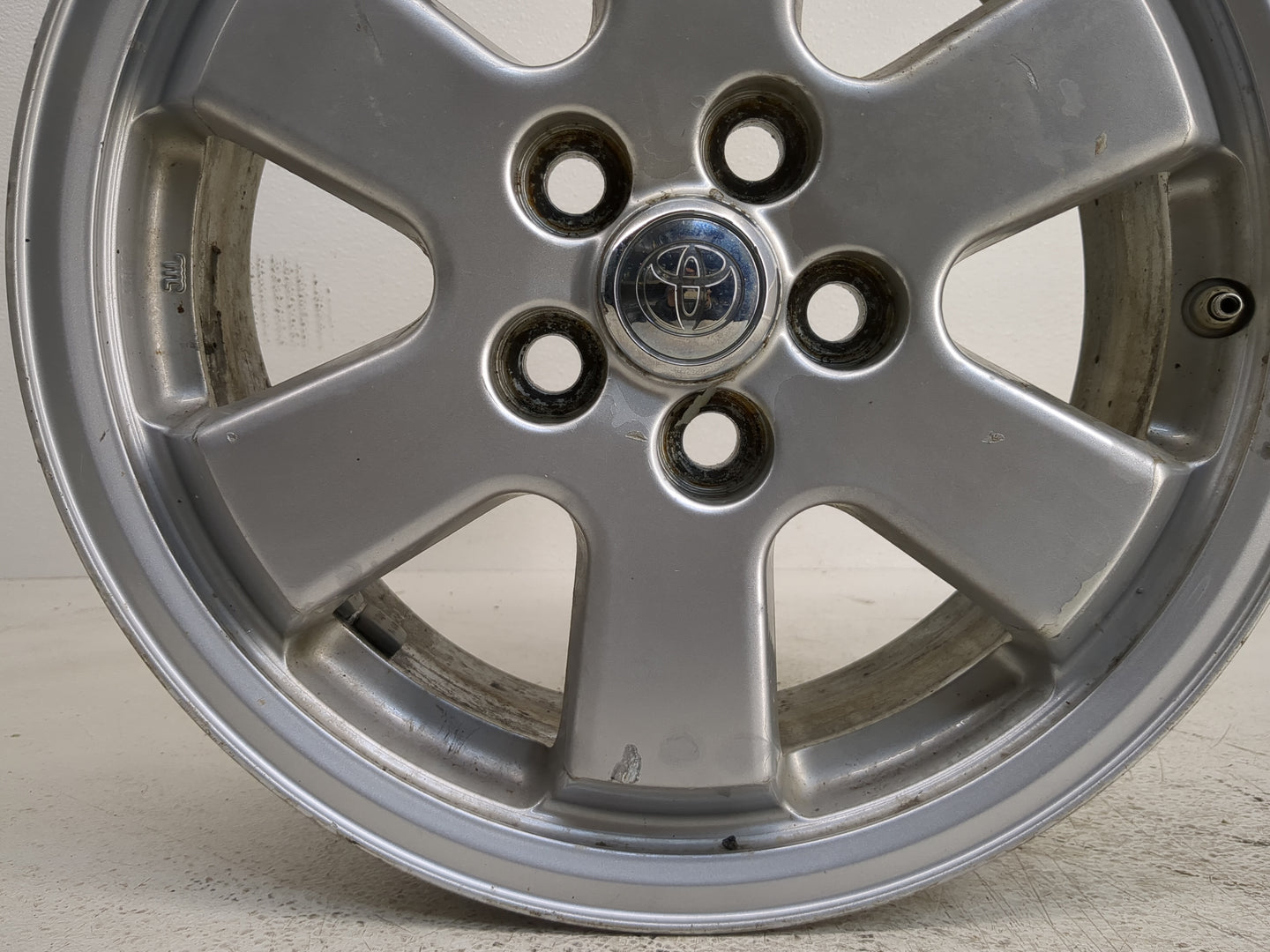 2004-2009 Toyota Prius Oem Wheel Rim - Oemusedautoparts1.com