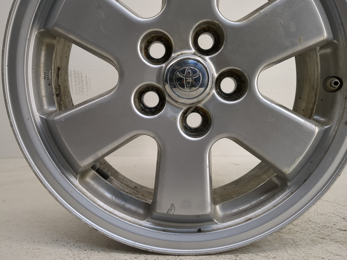 2004-2009 Toyota Prius Oem Wheel Rim - Oemusedautoparts1.com