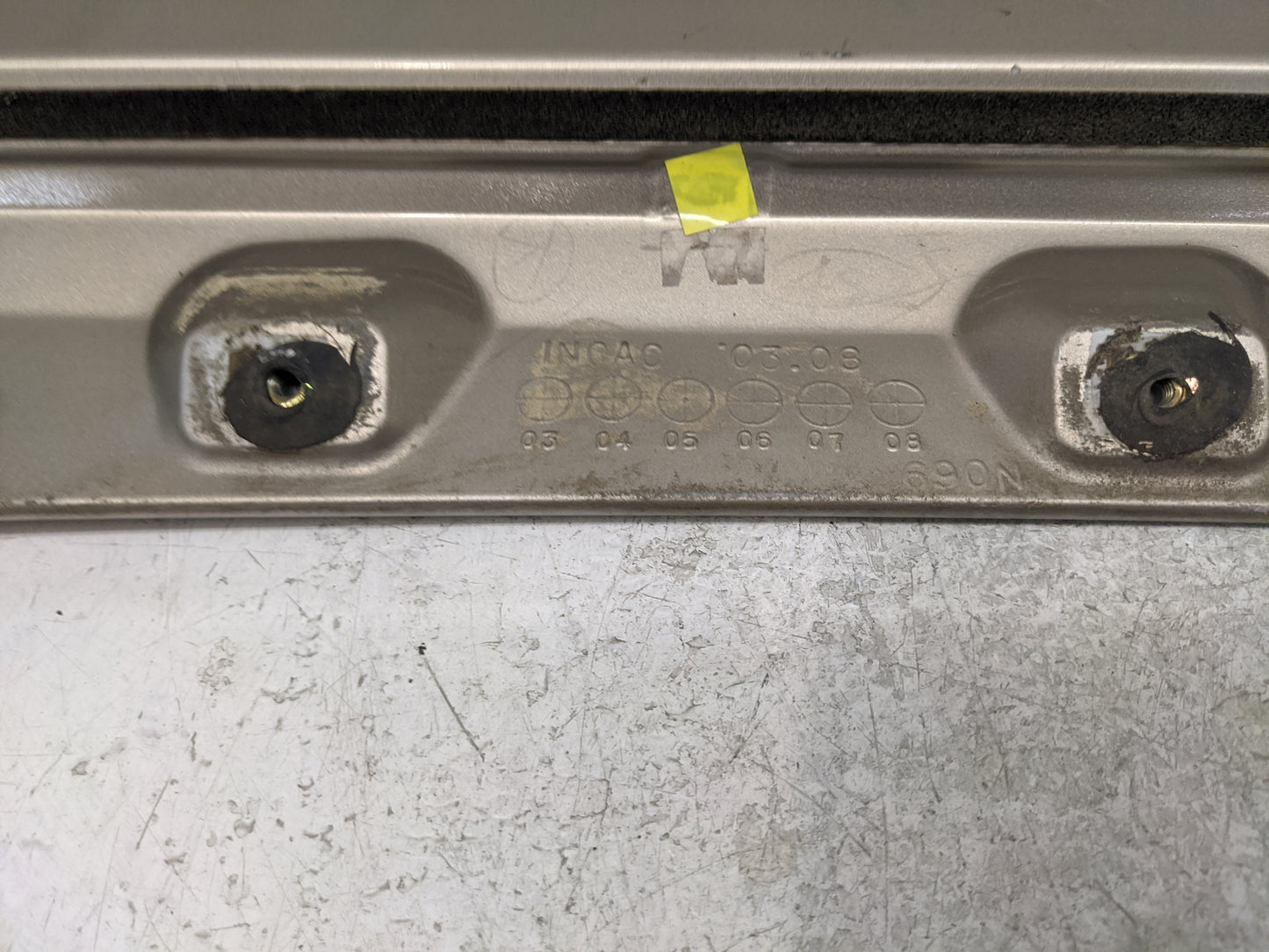 2006-2009 Toyota Prius Rear Center Lid Brake Light Tail Light Fits Fits 2006 2007 2008 2009 OEM Used Auto Parts - Oemusedaut