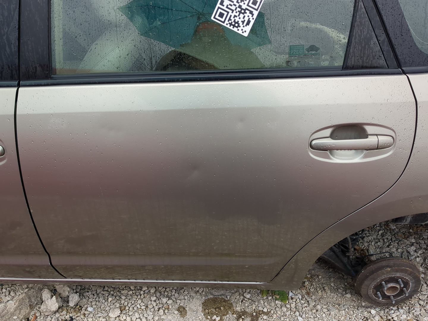 2004-2009 Toyota Prius Driver Rear Door Oem - Oemusedautoparts1.com