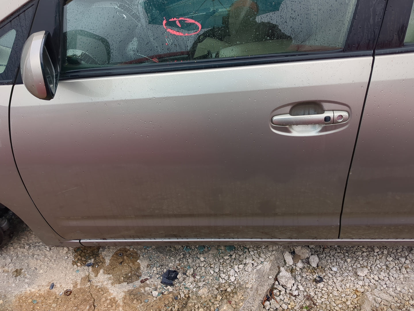 2004-2009 Toyota Prius Driver Front Door Oem 1231217 - Oemusedautoparts1.com