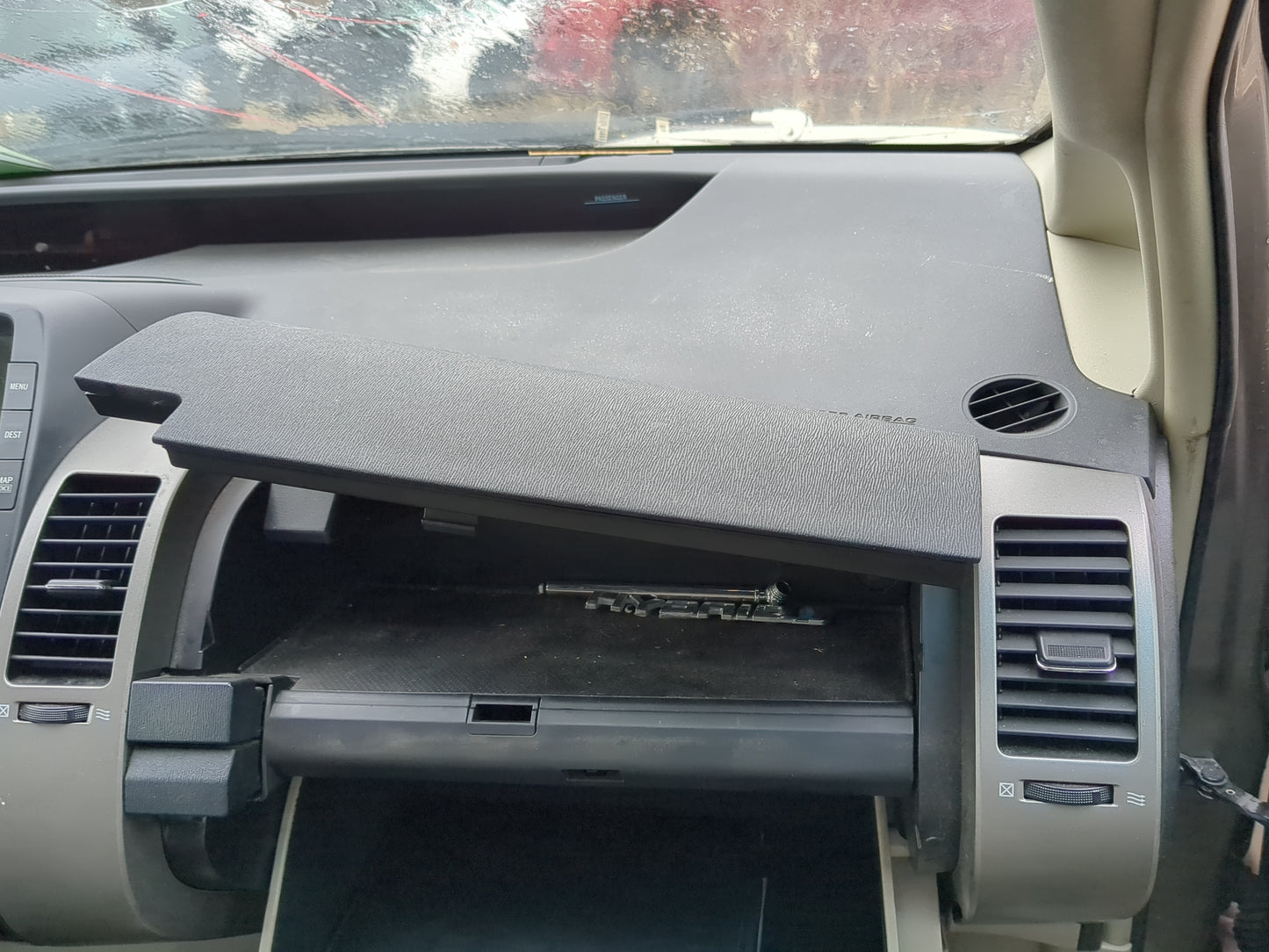 2008 Toyota Prius Passenger Glove Box Door Storage Compartment - Oemusedautoparts1.com