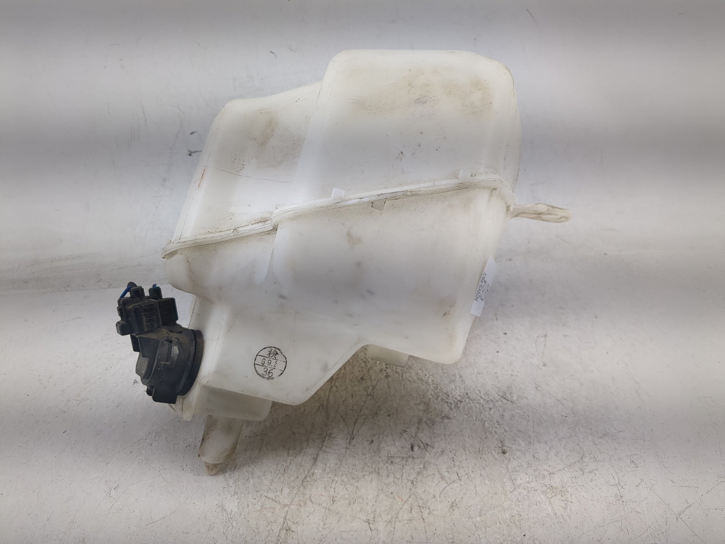 2004-2009 Toyota Prius Windshield Washer Fluid Reservoir Bottle Oem - Oemusedautoparts1.com