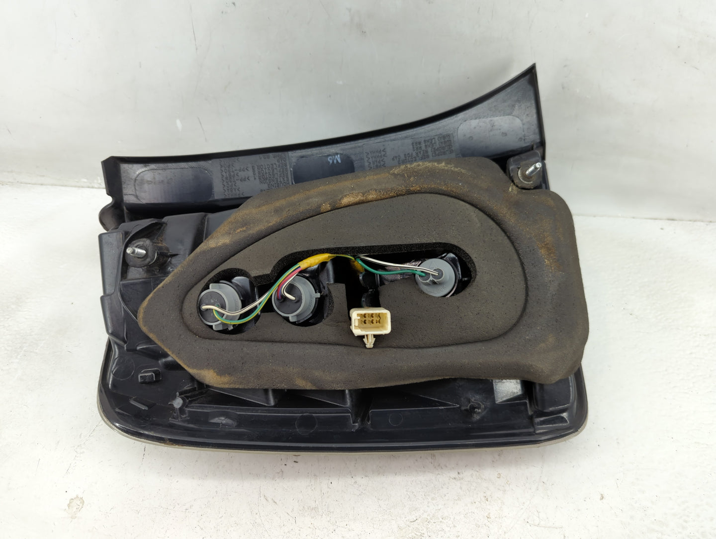 2006-2009 Toyota Prius Tail Light Assembly Passenger Right OEM Fits Fits 2006 2007 2008 2009 OEM Used Auto Parts - Oemusedau