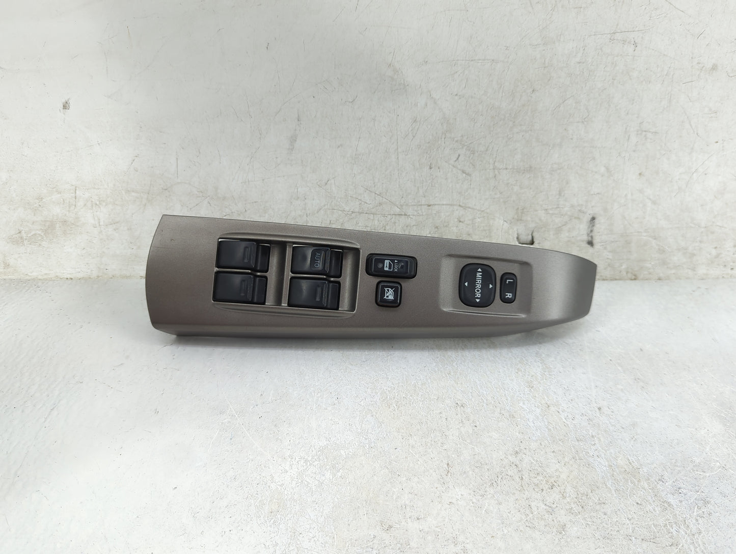 2004-2009 Toyota Prius Master Power Window Switch Replacement Driver Side Left P/N:74232-47070 Fits OEM Used Auto Parts - Oe