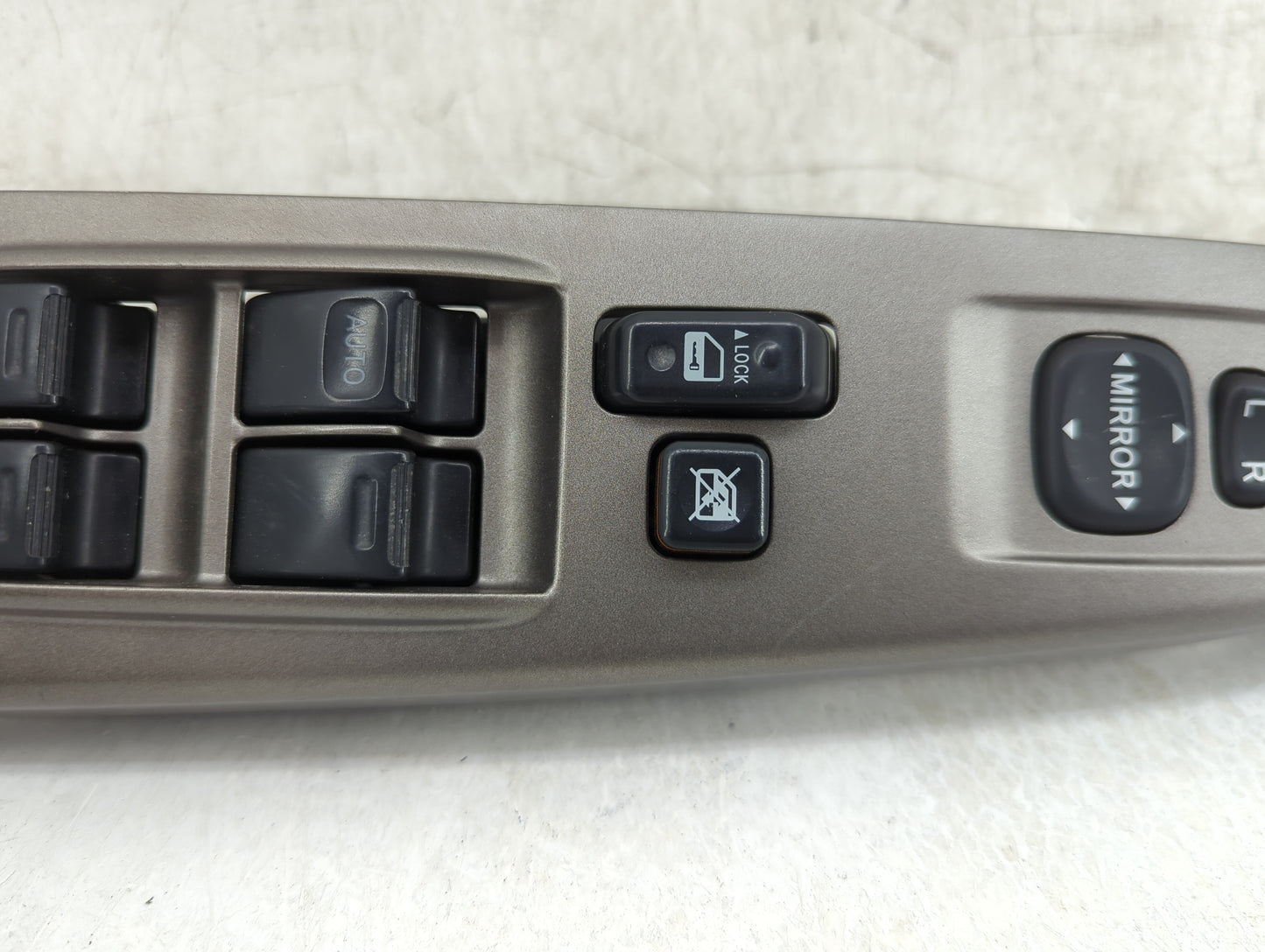 2004-2009 Toyota Prius Master Power Window Switch Replacement Driver Side Left P/N:74232-47070 Fits OEM Used Auto Parts - Oe