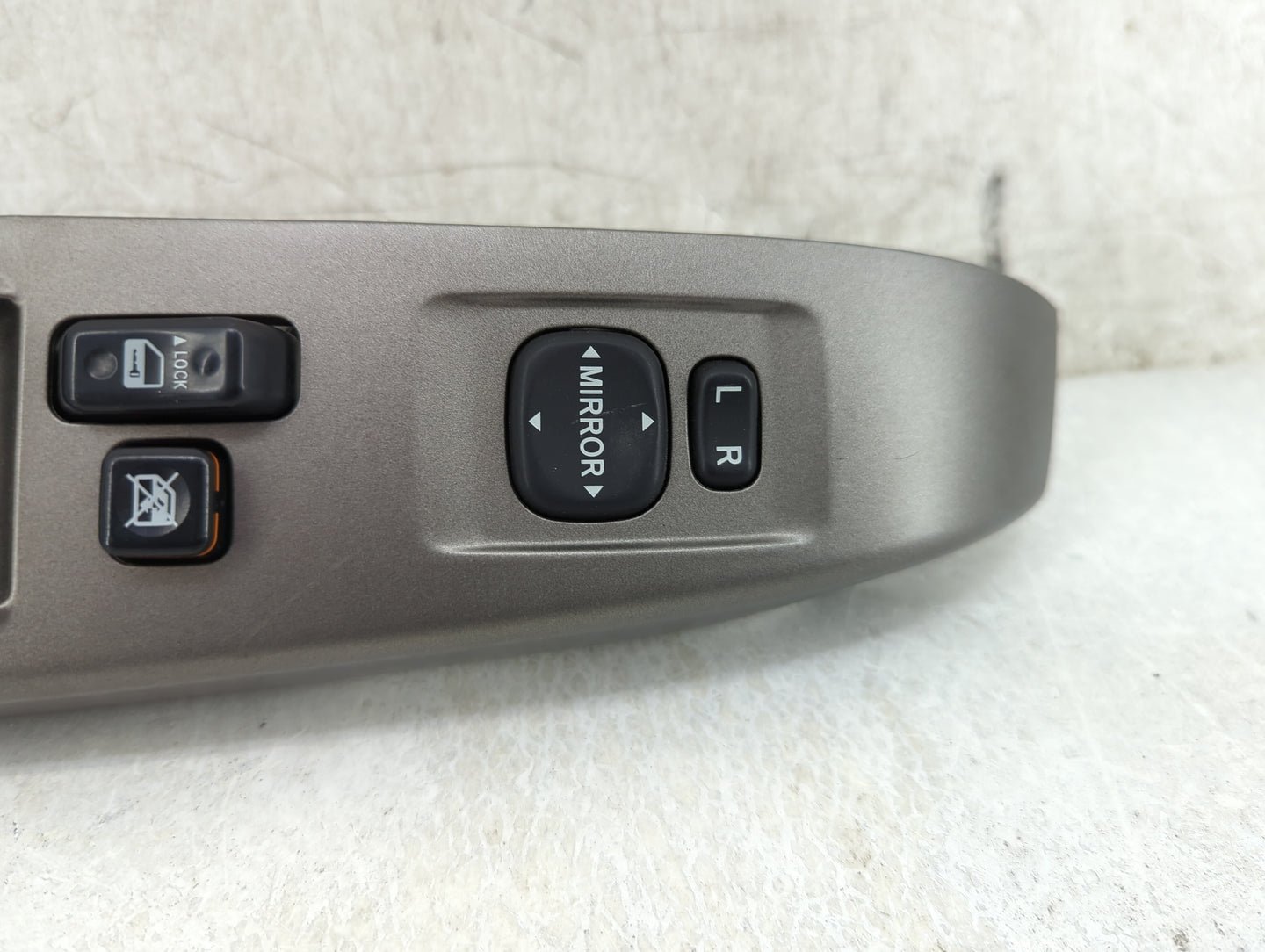 2004-2009 Toyota Prius Master Power Window Switch Replacement Driver Side Left P/N:74232-47070 Fits OEM Used Auto Parts - Oe