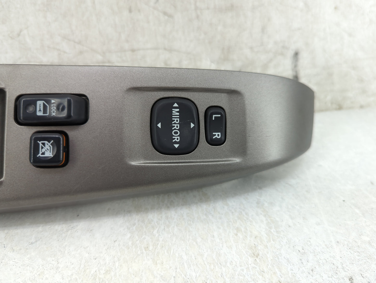 2004-2009 Toyota Prius Master Power Window Switch Replacement Driver Side Left P/N:74232-47070 Fits OEM Used Auto Parts - Oe
