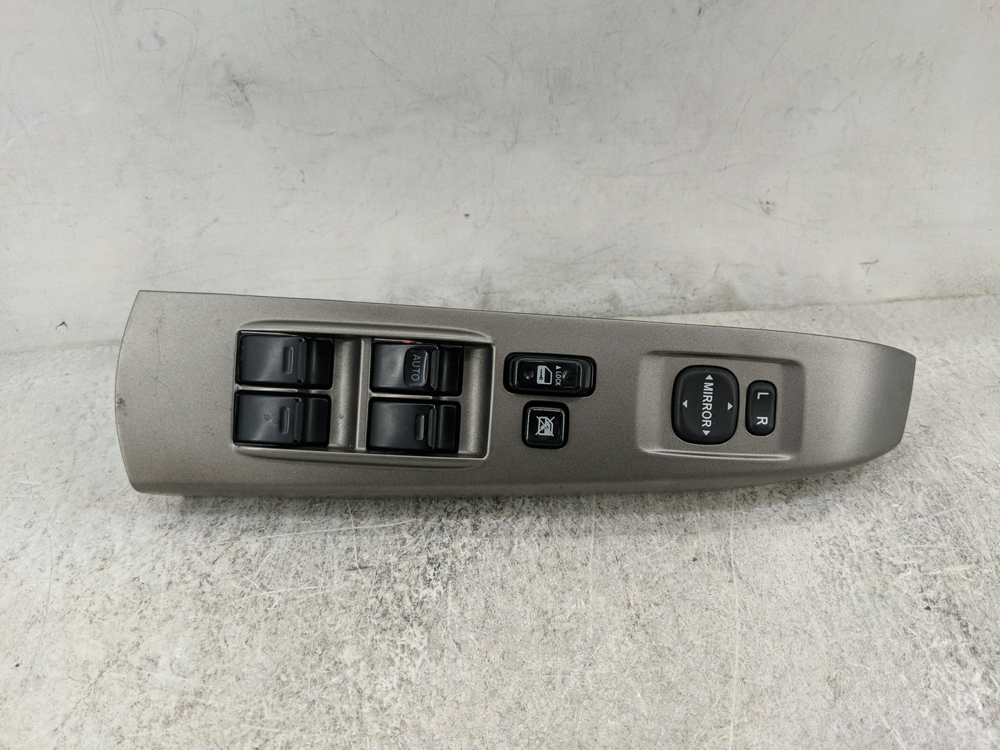2004-2009 Toyota Prius Master Power Window Switch Replacement Driver Side Left P/N:74232-47070 Fits OEM Used Auto Parts - Oe