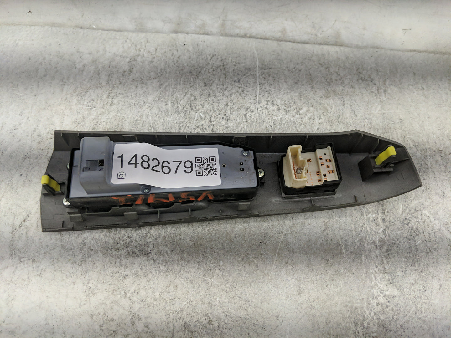 2004-2009 Toyota Prius Master Power Window Switch Replacement Driver Side Left P/N:74232-47070 Fits OEM Used Auto Parts - Oe