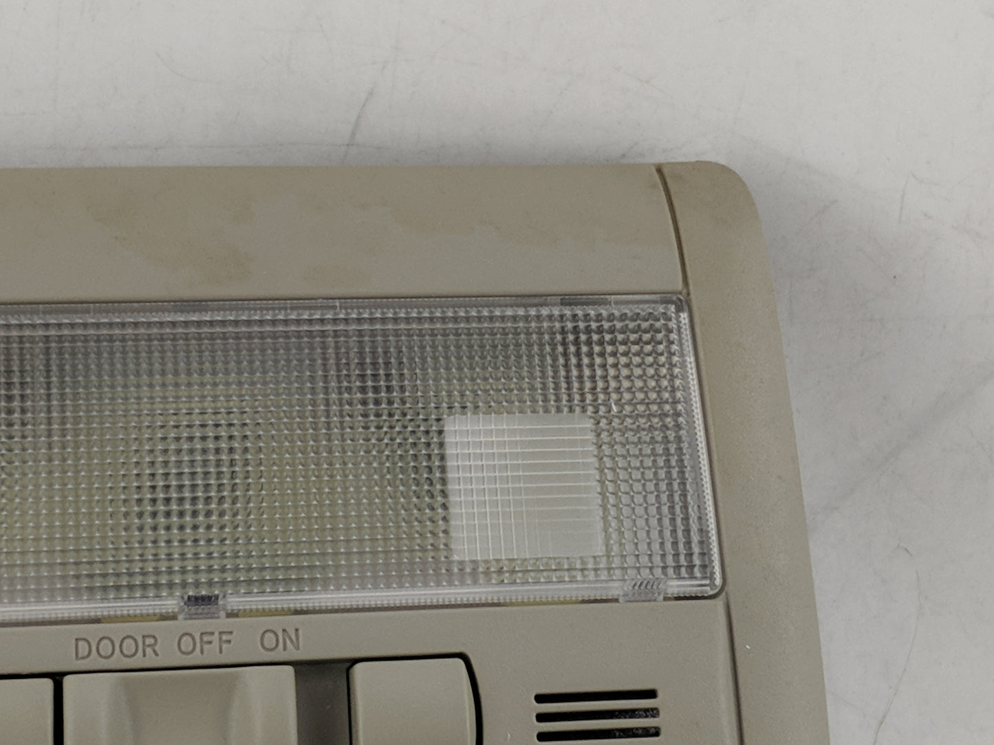 2008 Toyota Prius Overhead Roof Console Tan - Oemusedautoparts1.com