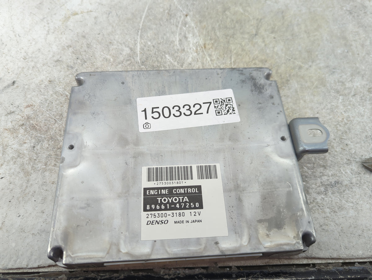 2008-2009 Toyota Prius PCM Engine Control Computer ECU ECM PCU OEM P/N:89661-47250 275300-3180 Fits Fits 2008 2009 OEM Used 