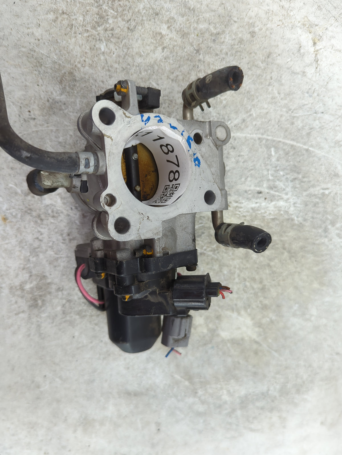2001-2009 Toyota Prius Throttle Body P/N:89452-30150 Fits Fits 2001 2002 2003 2004 2005 2006 2007 2008 2009 OEM Used Auto Pa