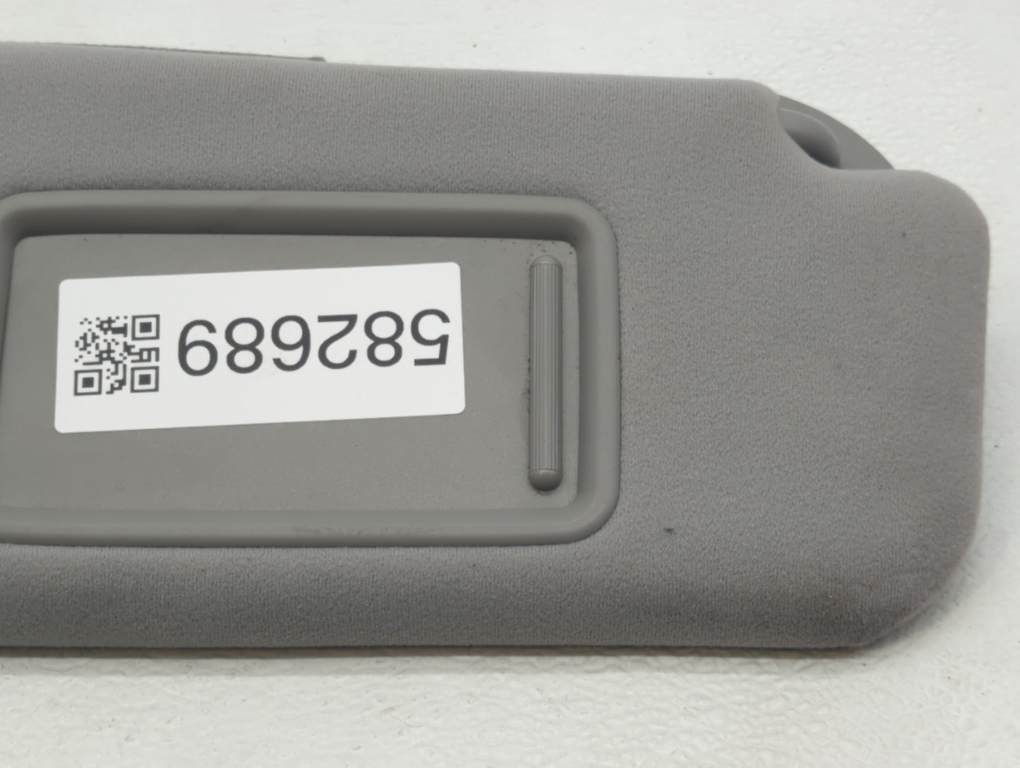 2006-2009 Toyota Prius Sun Visor Shade Replacement Passenger Right Mirror Fits Fits 2006 2007 2008 2009 OEM Used Auto Parts 