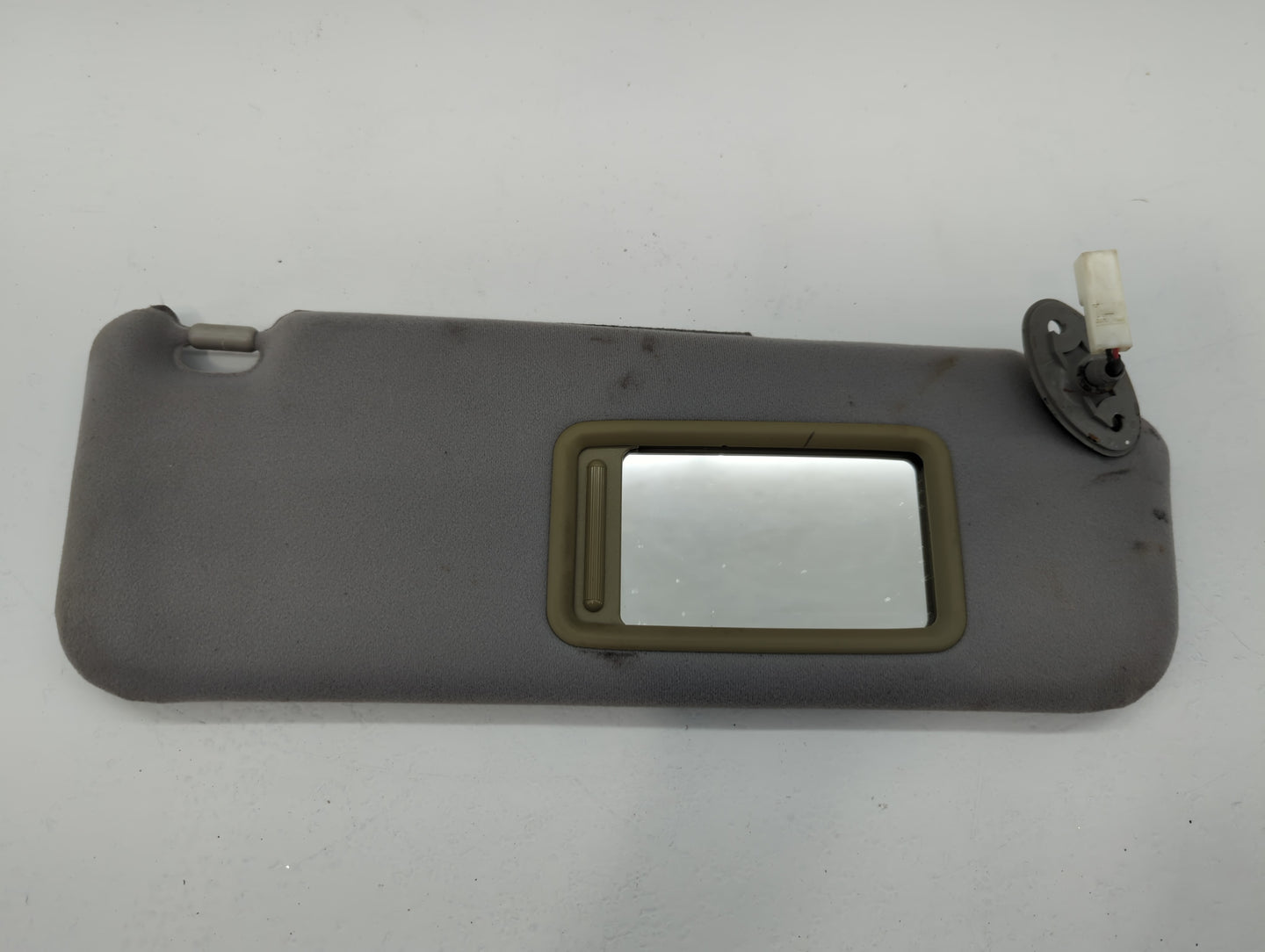 2006-2009 Toyota Prius Sun Visor Shade Replacement Passenger Right Mirror Fits Fits 2006 2007 2008 2009 OEM Used Auto Parts 