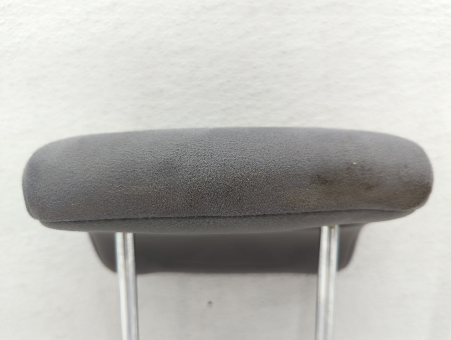 2006-2009 Toyota Prius Headrest Head Rest Front Driver Passenger Seat Fits Fits 2006 2007 2008 2009 OEM Used Auto Parts - Oe