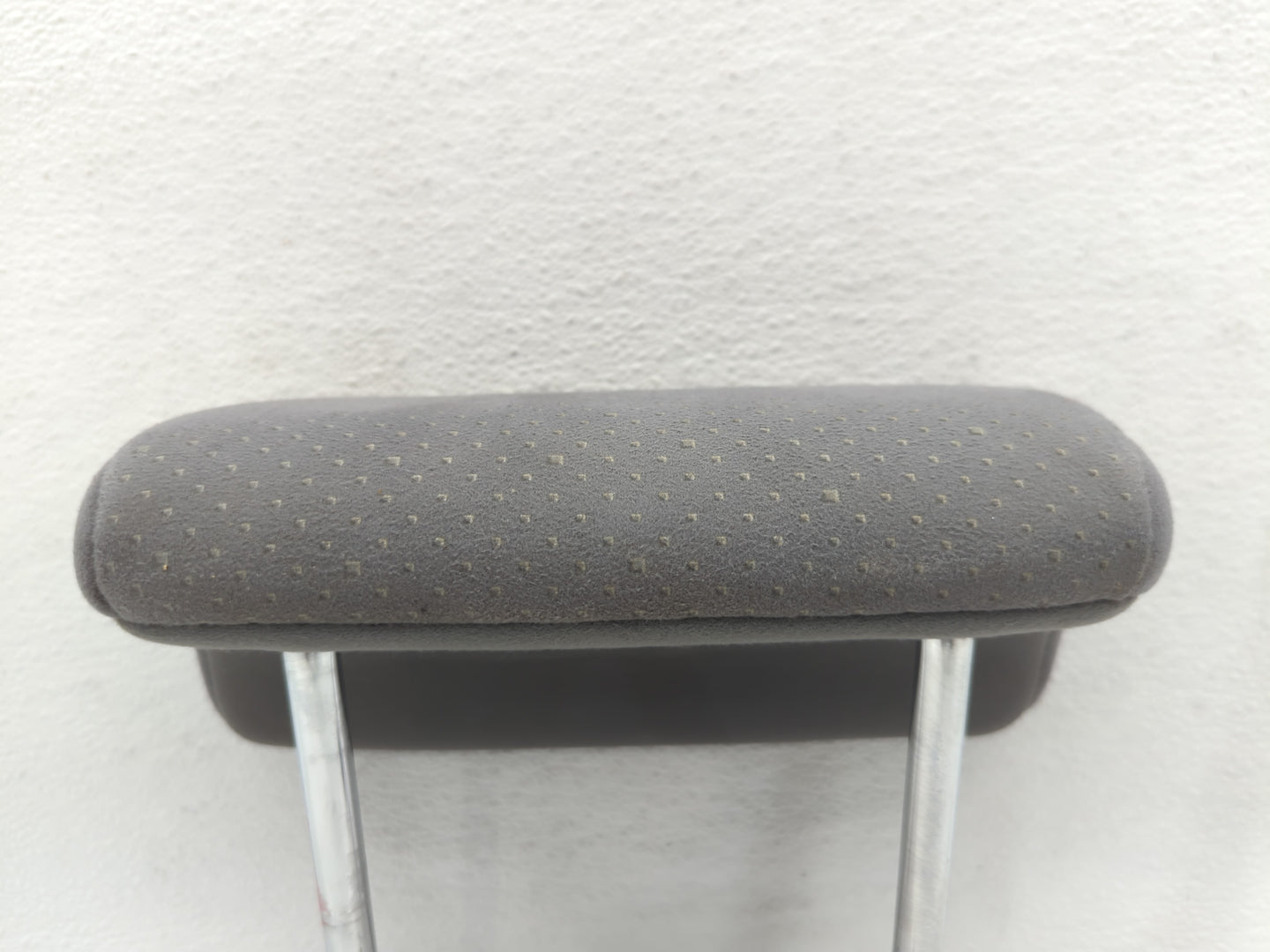 2008-2009 Toyota Prius Headrest Head Rest Front Driver Passenger Seat Fits Fits 2008 2009 OEM Used Auto Parts - Oemusedautop