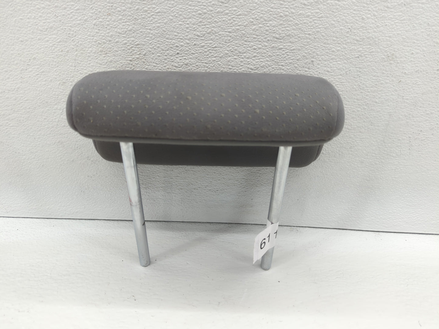 2008-2009 Toyota Prius Headrest Head Rest Front Driver Passenger Seat Fits Fits 2008 2009 OEM Used Auto Parts - Oemusedautop