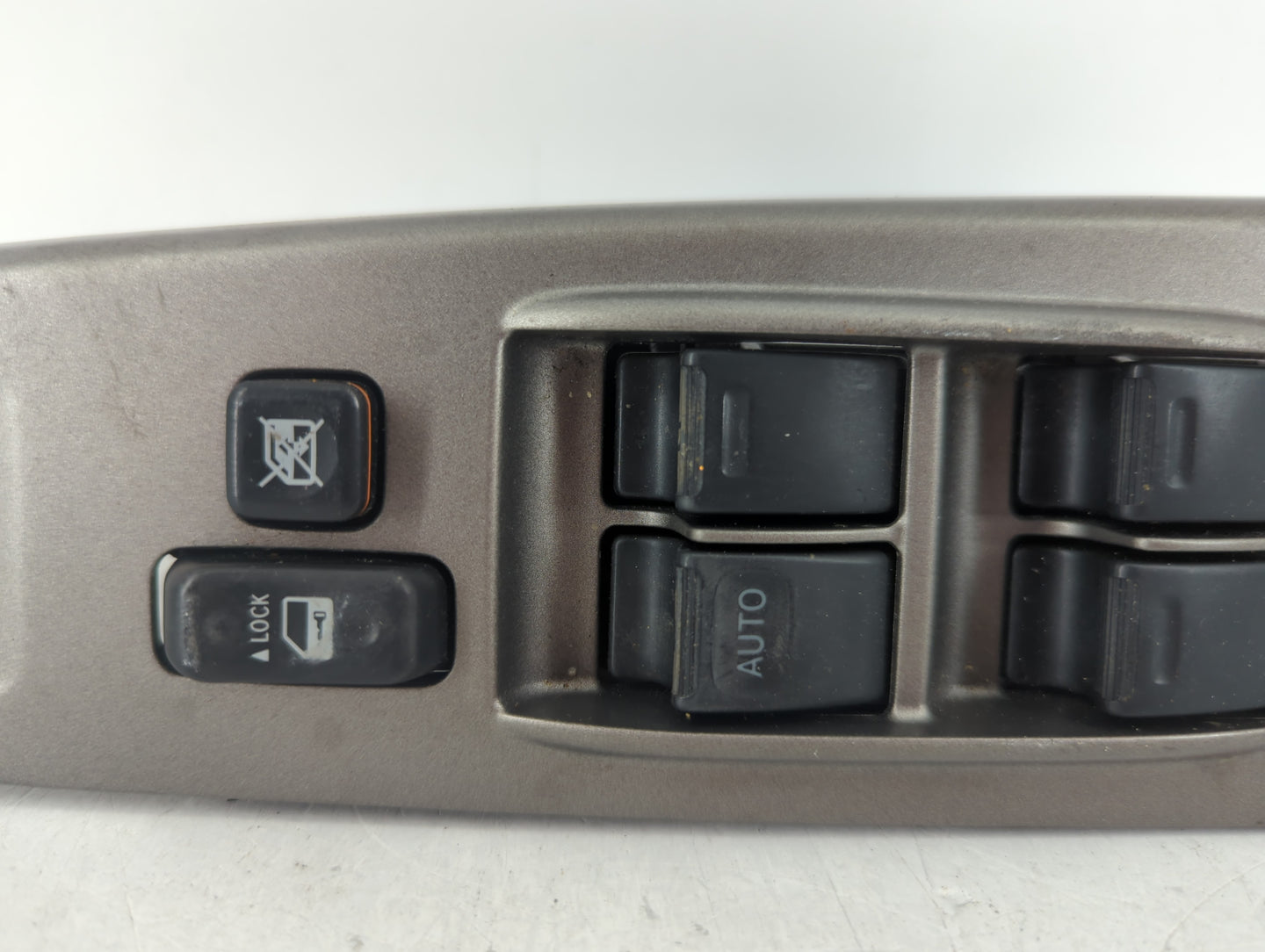 2004-2009 Toyota Prius Master Power Window Switch Replacement Driver Side Left P/N:84820-47050 Fits OEM Used Auto Parts - Oe