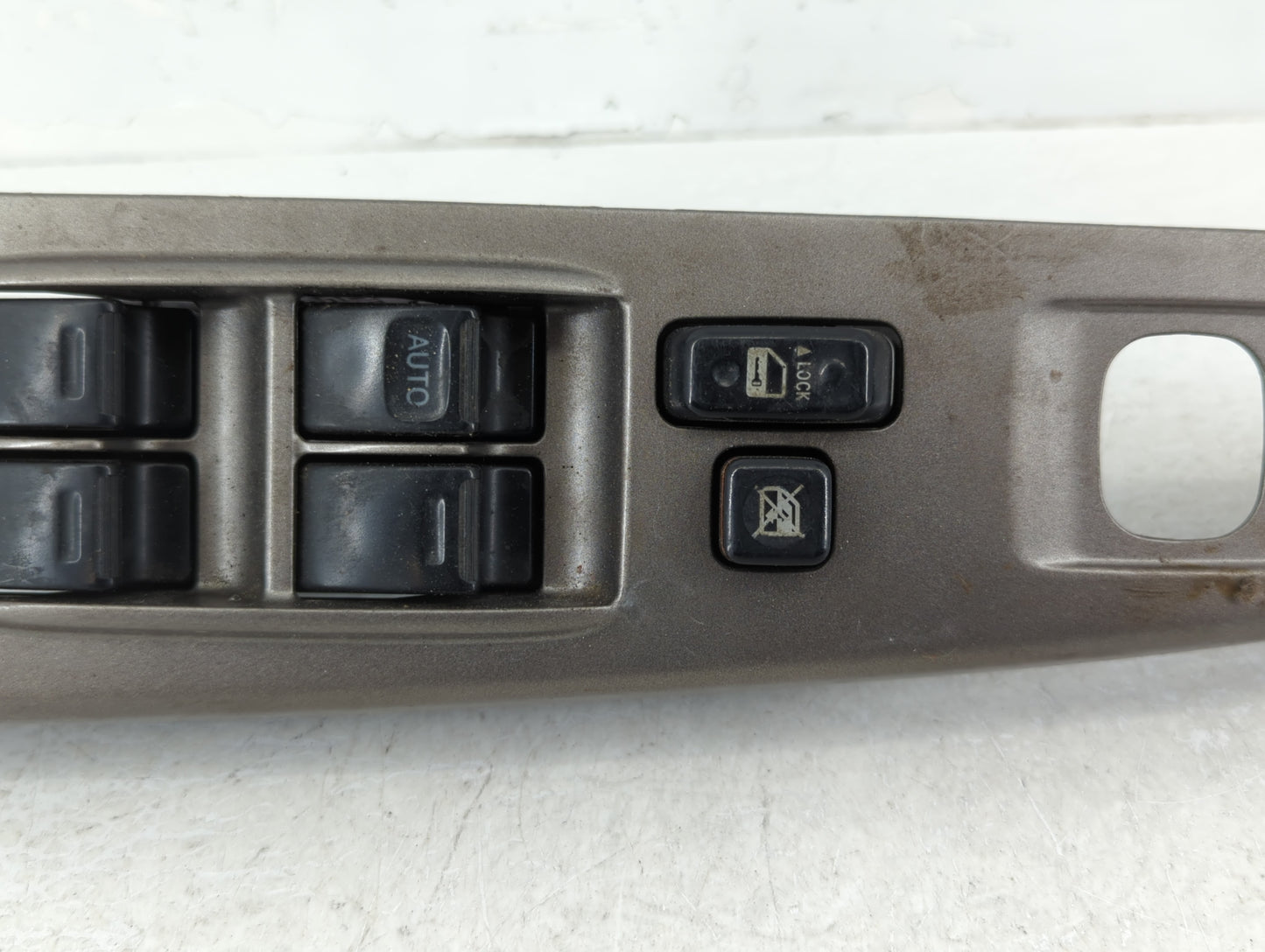 2004-2009 Toyota Prius Master Power Window Switch Replacement Driver Side Left P/N:84820-47050 Fits OEM Used Auto Parts - Oe