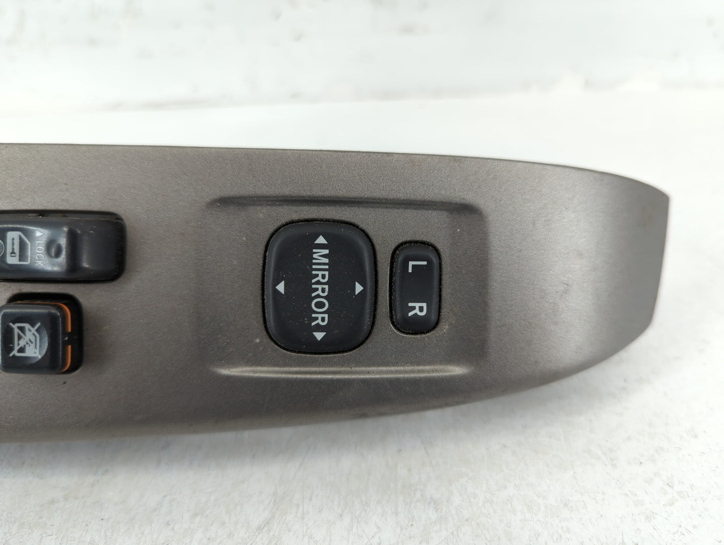 2004-2009 Toyota Prius Master Power Window Switch Replacement Driver Side Left P/N:84820-47050 Fits OEM Used Auto Parts - Oe