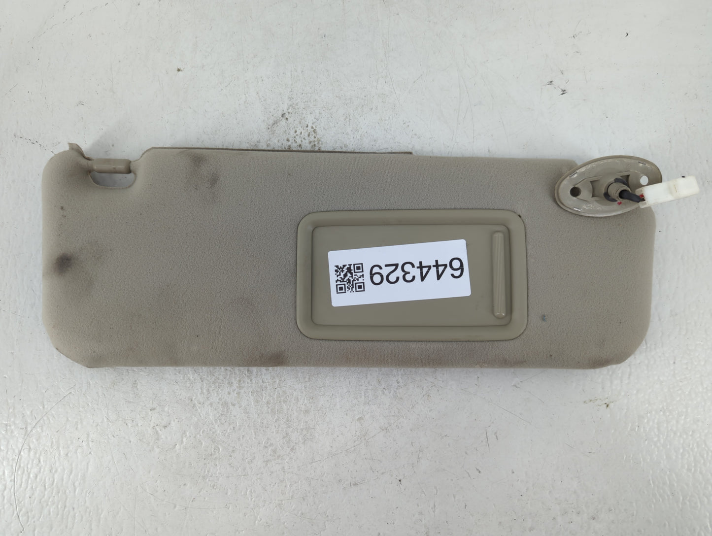 2006-2009 Toyota Prius Sun Visor Shade Replacement Passenger Right Mirror Fits Fits 2006 2007 2008 2009 OEM Used Auto Parts 