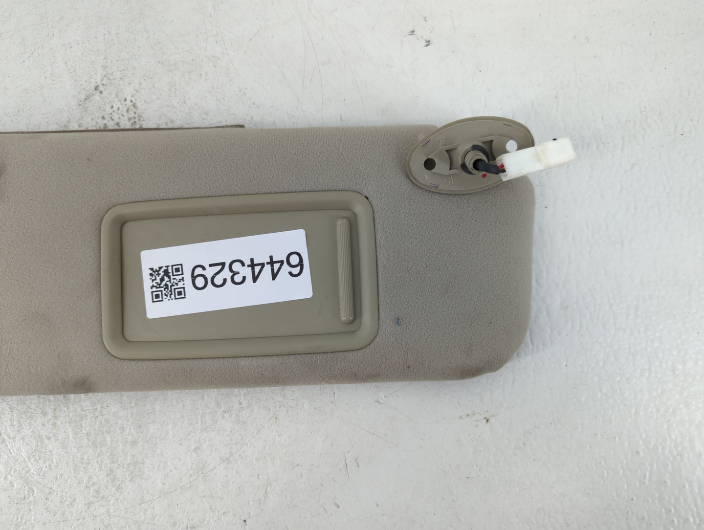 2006-2009 Toyota Prius Sun Visor Shade Replacement Passenger Right Mirror Fits Fits 2006 2007 2008 2009 OEM Used Auto Parts 