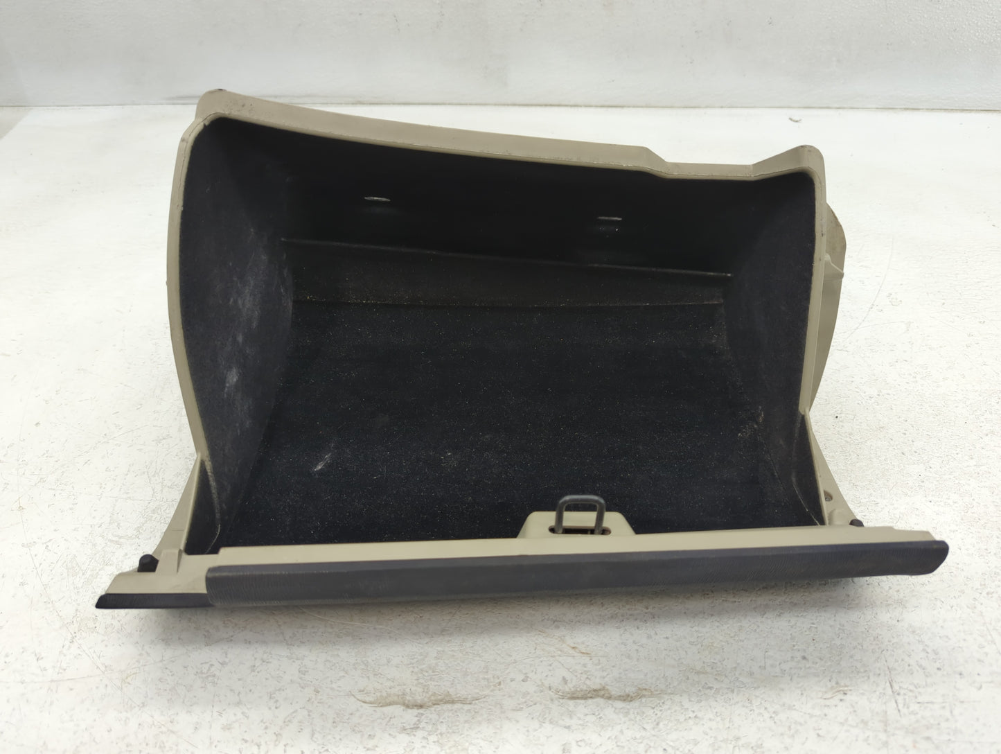 2008 Toyota Prius Passenger Glove Box Door Storage Compartment 667750 - Oemusedautoparts1.com