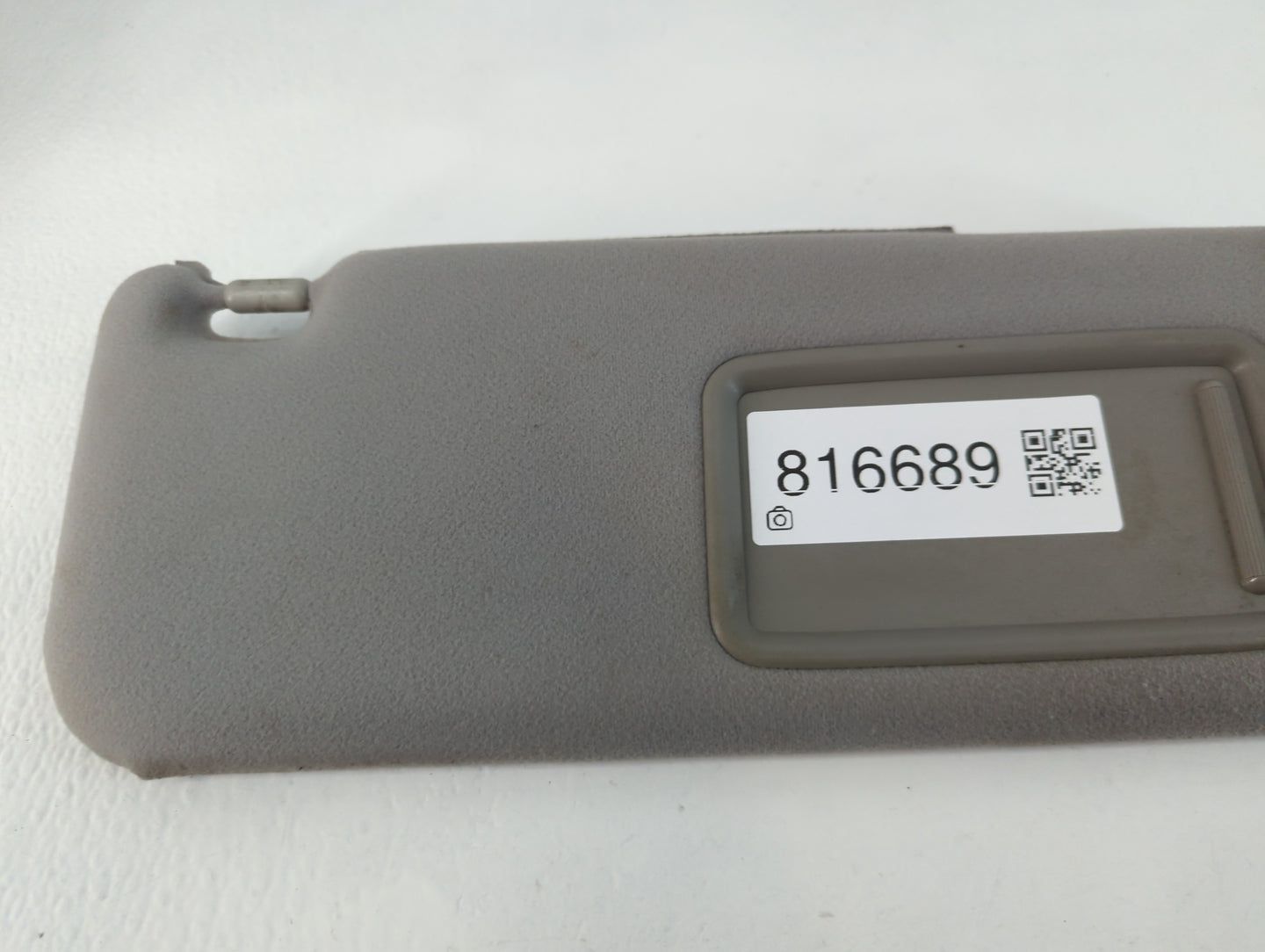 2006-2009 Toyota Prius Sun Visor Shade Replacement Passenger Right Mirror Fits Fits 2006 2007 2008 2009 OEM Used Auto Parts 