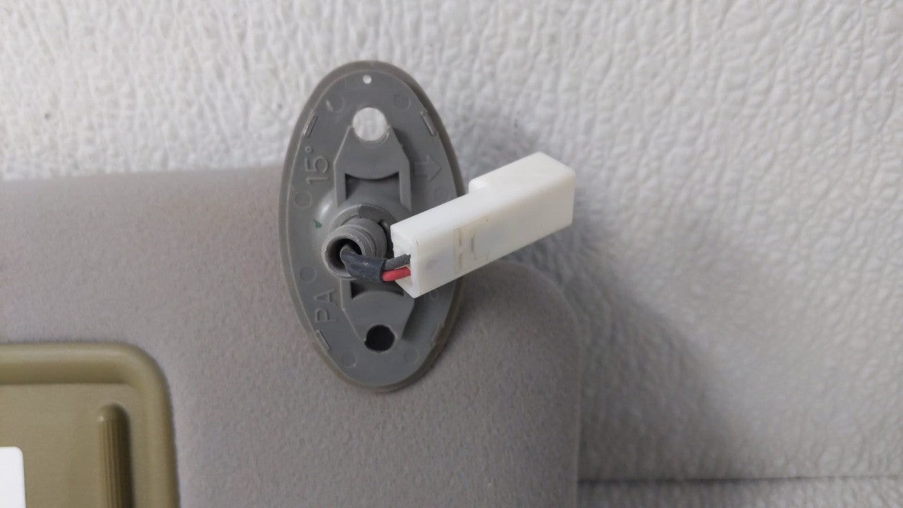 2006-2009 Toyota Prius Sun Visor Shade Replacement Passenger Right Mirror Fits Fits 2006 2007 2008 2009 OEM Used Auto Parts 