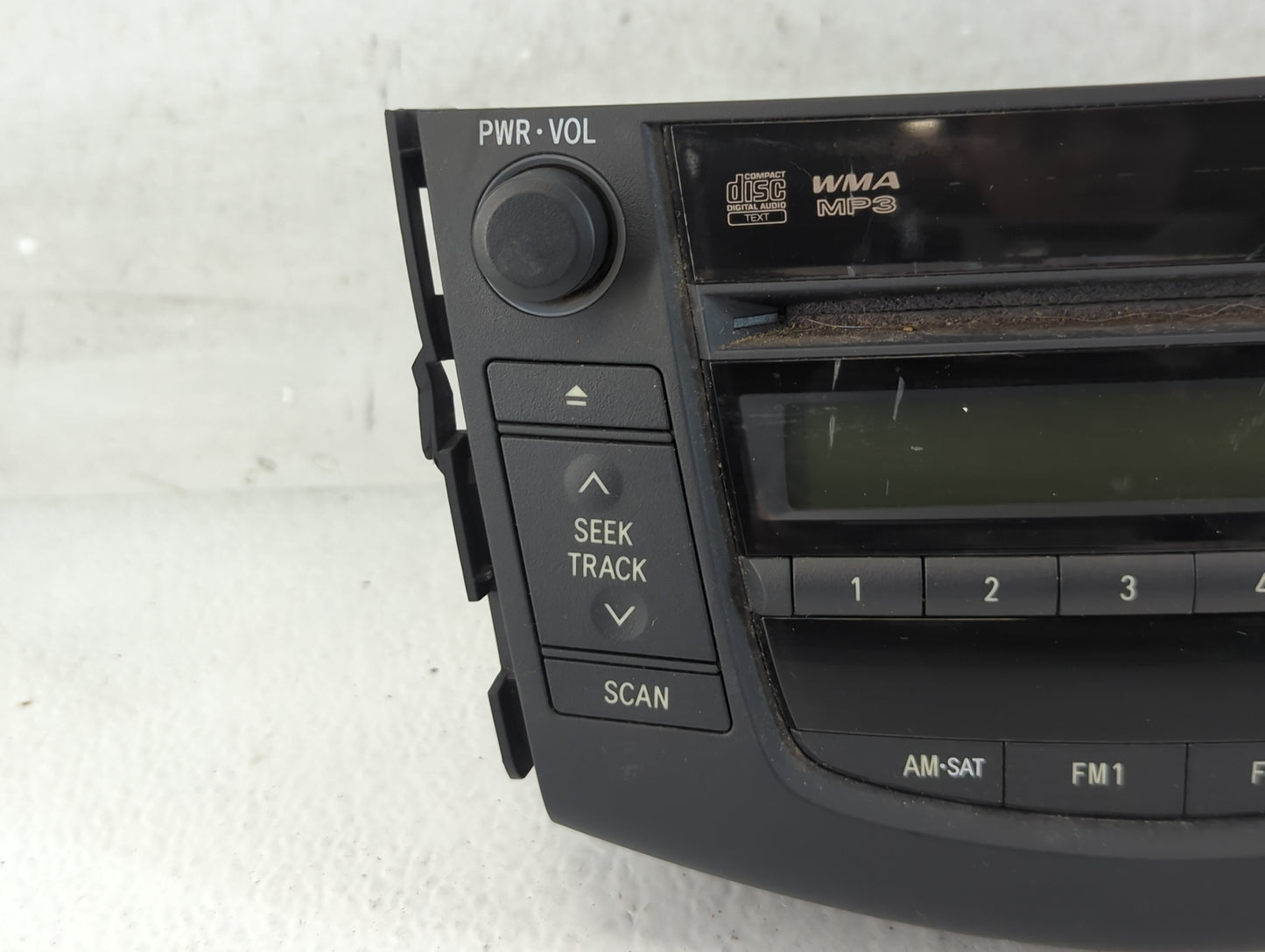 2007-2008 Toyota Rav4 Radio AM FM Cd Player Receiver Replacement P/N:86120-42182 Fits Fits 2007 2008 OEM Used Auto Parts - O
