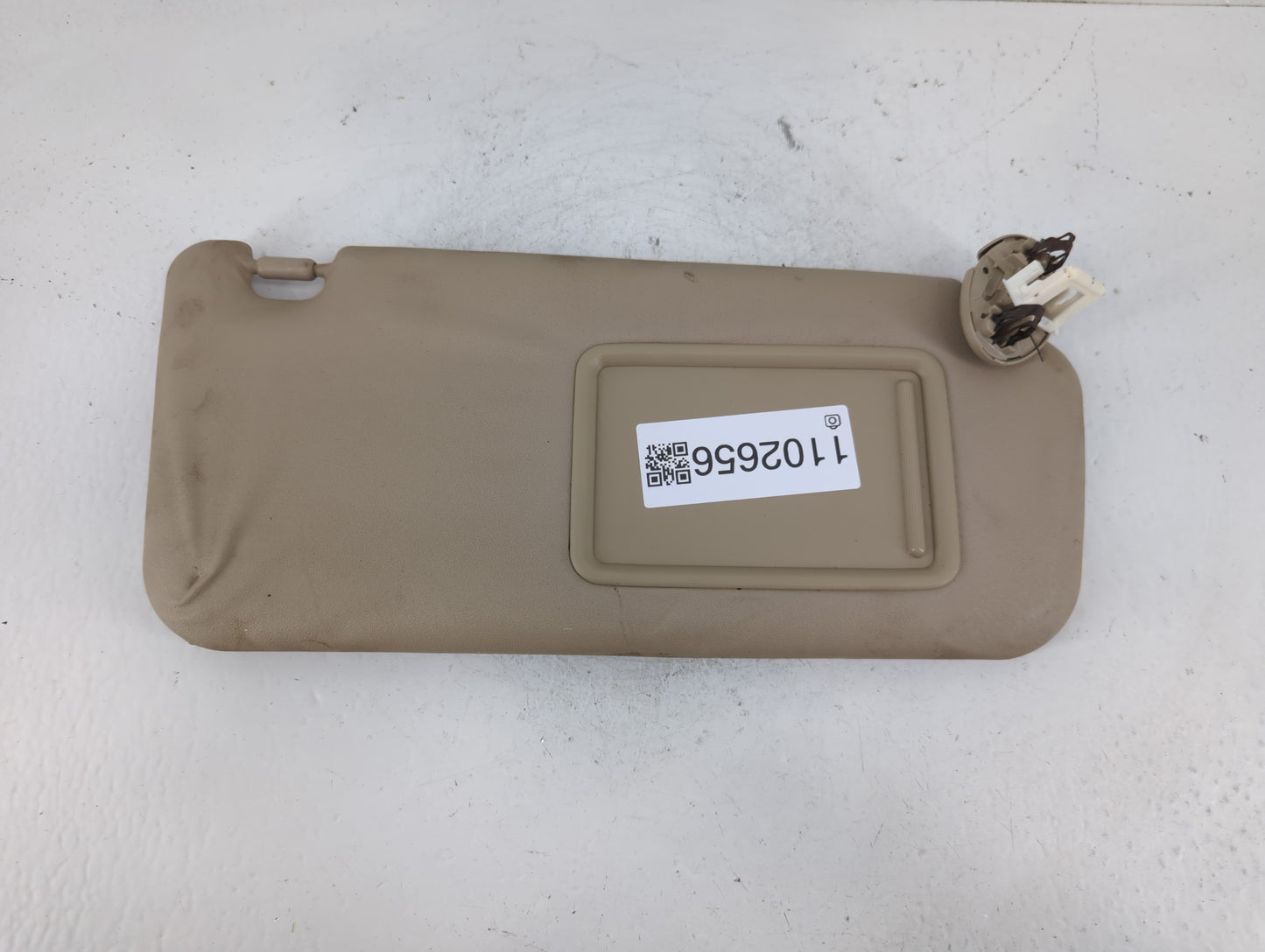 2006-2009 Toyota Rav4 Sun Visor Shade Replacement Passenger Right Mirror Fits Fits 2006 2007 2008 2009 OEM Used Auto Parts -