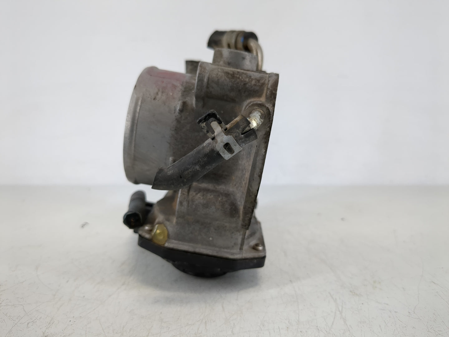 2006-2008 Toyota Rav4 Throttle Body P/N:22030-28070 Fits Fits 2006 2007 2008 2009 2010 2011 2012 2013 2014 2015 OEM Used Aut