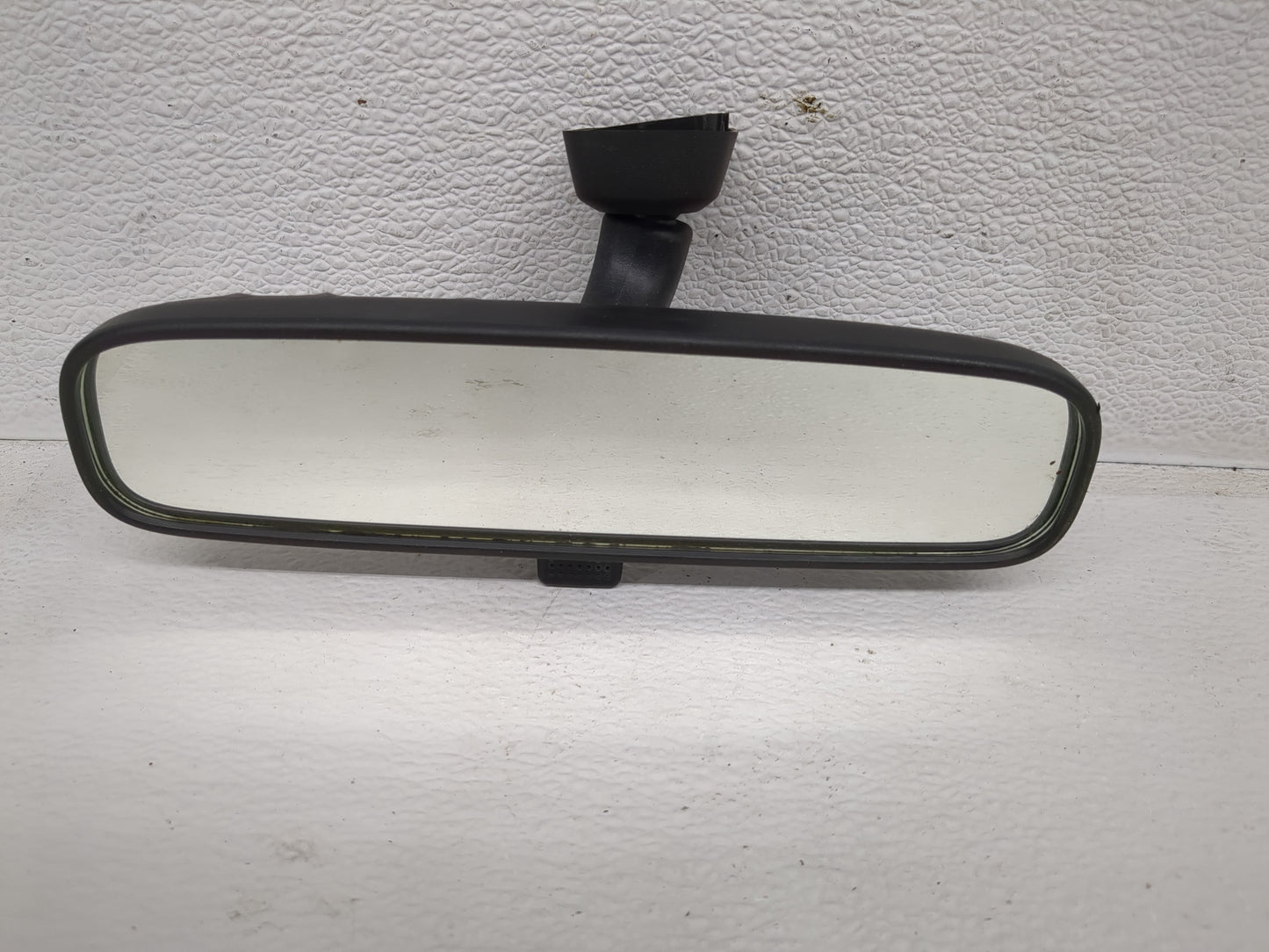 2004-2015 Toyota Rav4 Interior Rear View Mirror Replacement OEM P/N:E4012197 Fits OEM Used Auto Parts - Oemusedautoparts1.co