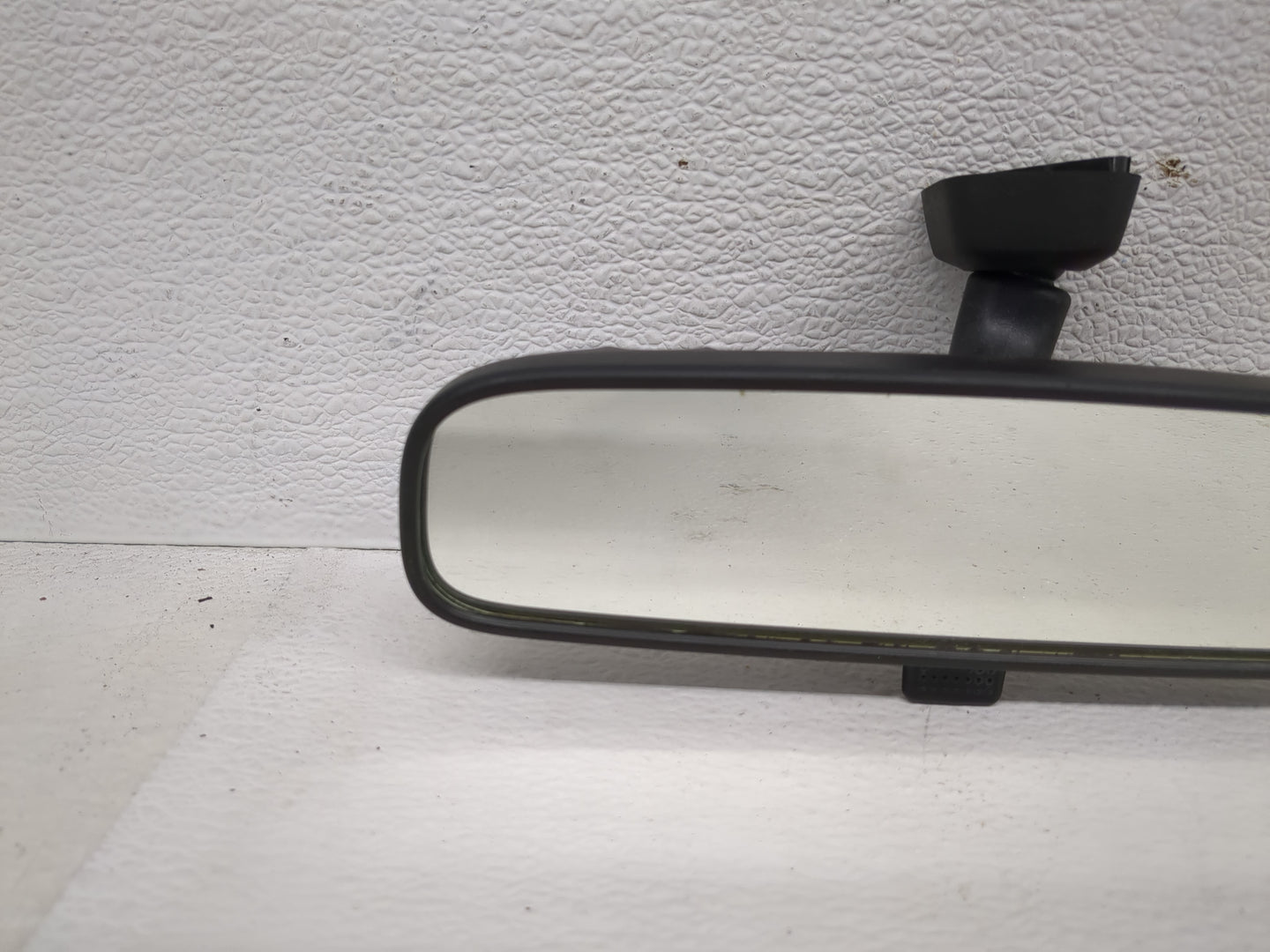 2004-2015 Toyota Rav4 Interior Rear View Mirror Replacement OEM P/N:E4012197 Fits OEM Used Auto Parts - Oemusedautoparts1.co