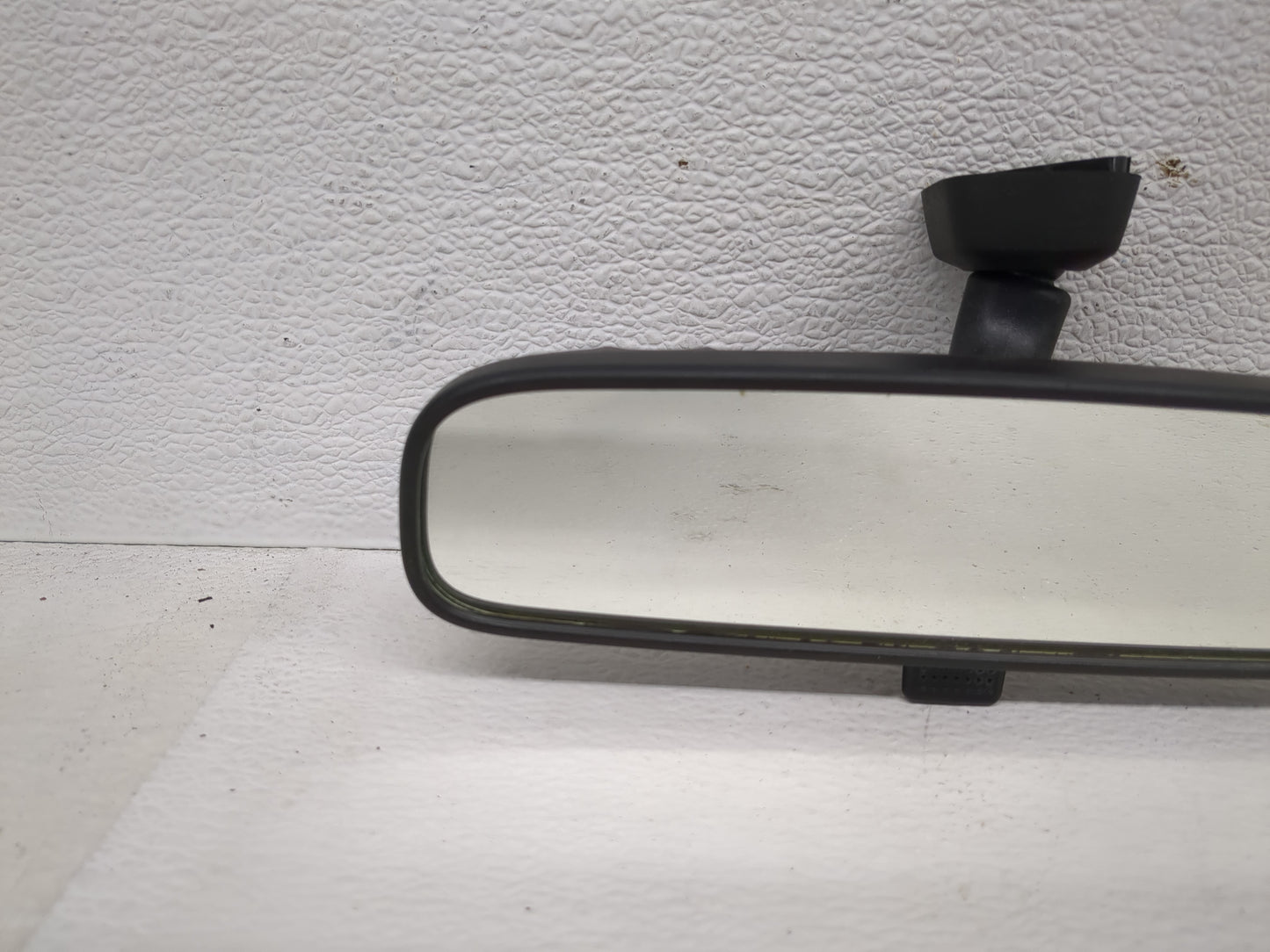 2004-2015 Toyota Rav4 Interior Rear View Mirror Replacement OEM P/N:E4012197 Fits OEM Used Auto Parts - Oemusedautoparts1.co