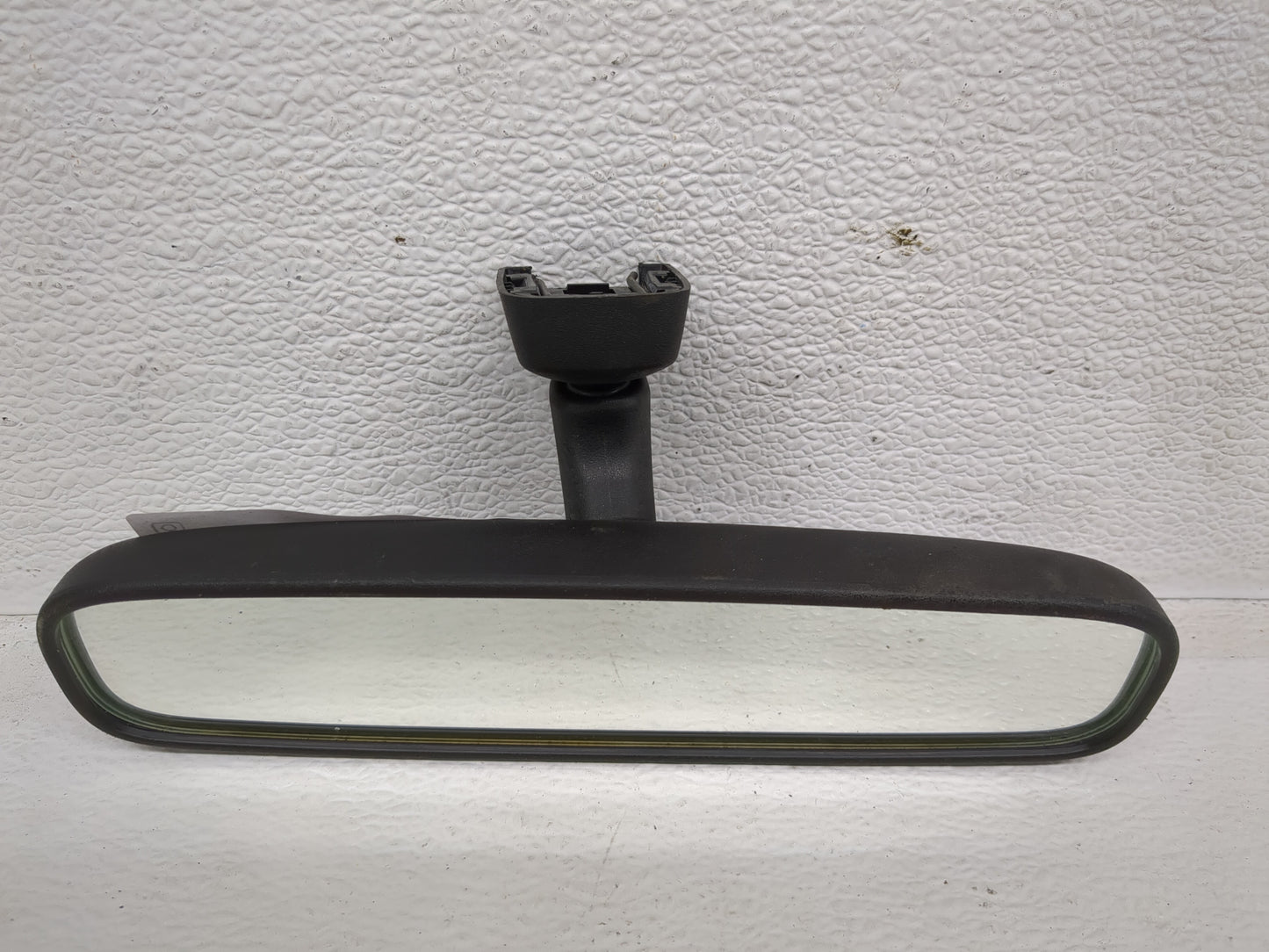 2004-2015 Toyota Rav4 Interior Rear View Mirror Replacement OEM P/N:E4012197 E4022197 Fits OEM Used Auto Parts - Oemusedauto