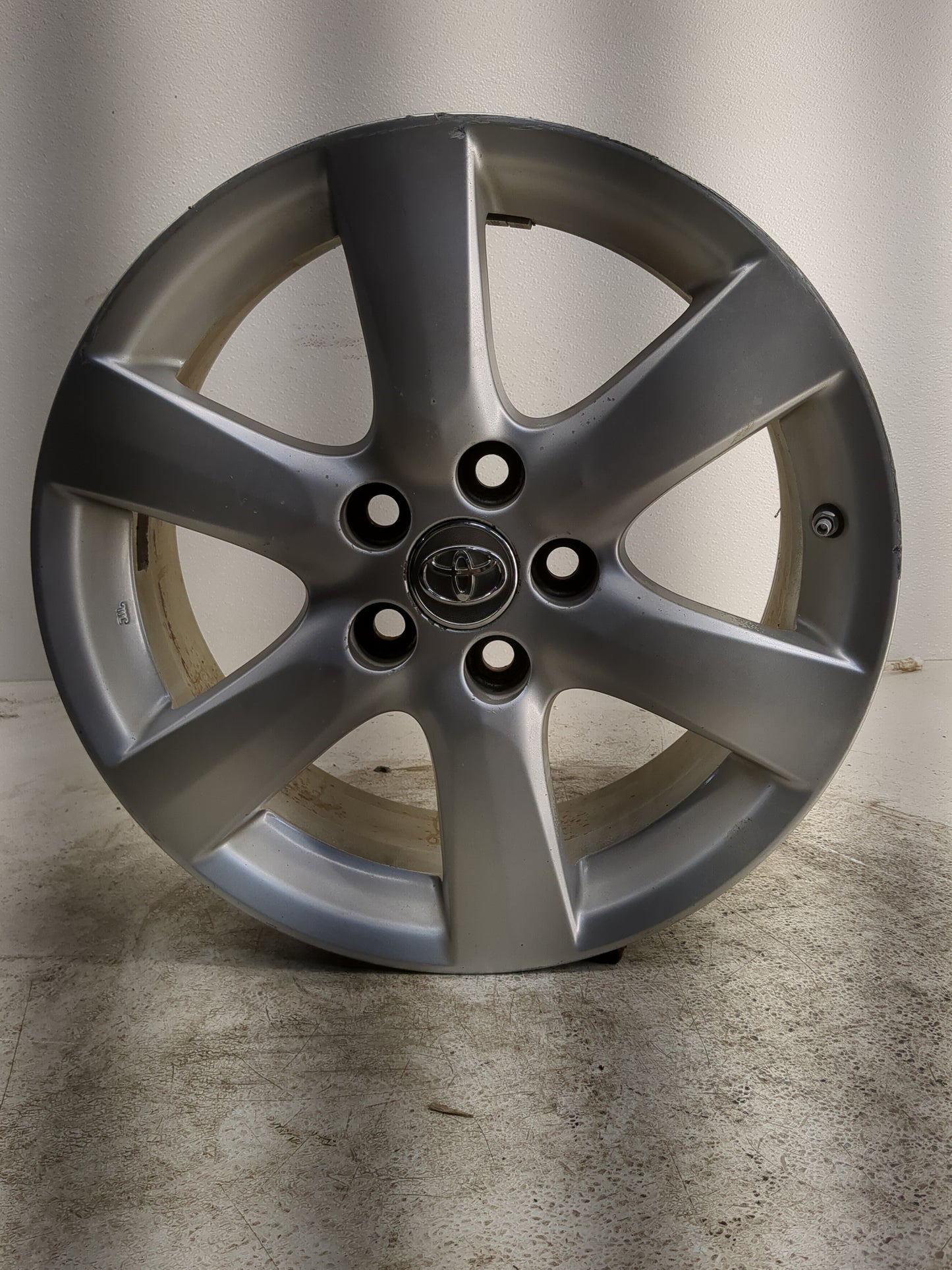 2006-2008 Toyota Rav4 Oem Wheel Rim - Oemusedautoparts1.com