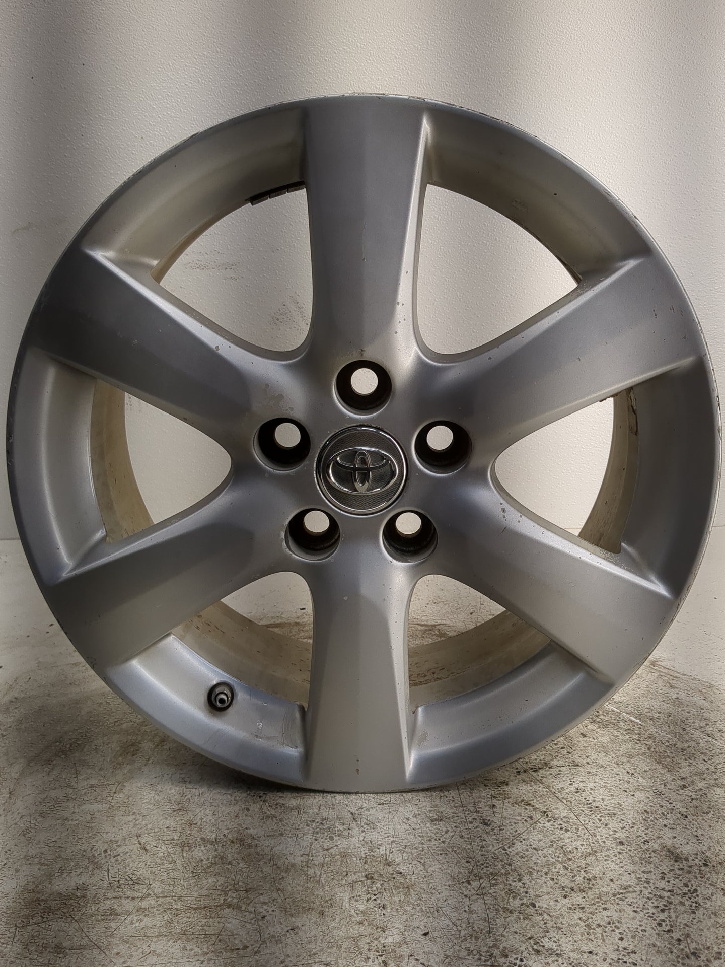 2006-2008 Toyota Rav4 Oem Wheel Rim - Oemusedautoparts1.com
