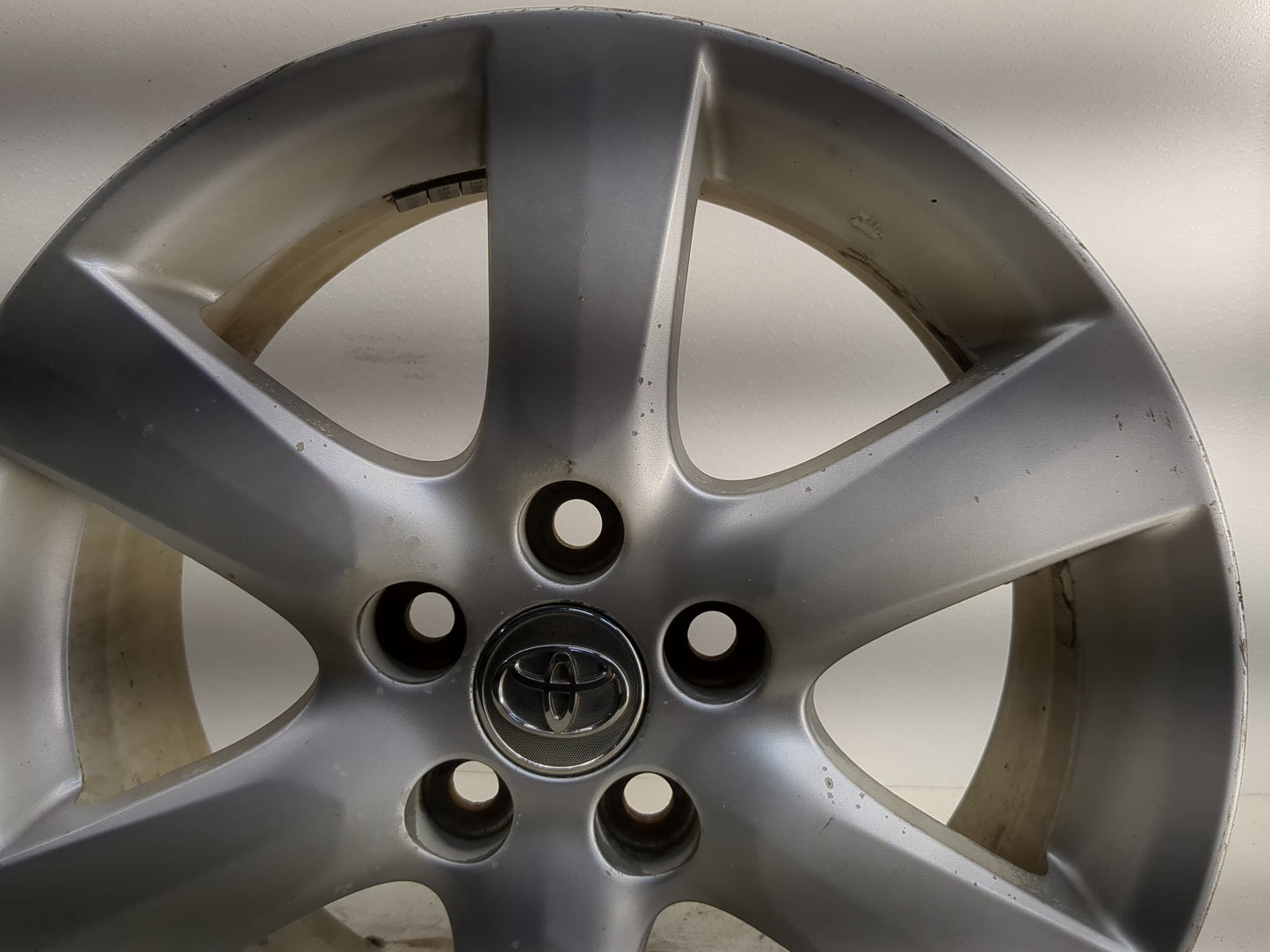 2006-2008 Toyota Rav4 Oem Wheel Rim - Oemusedautoparts1.com
