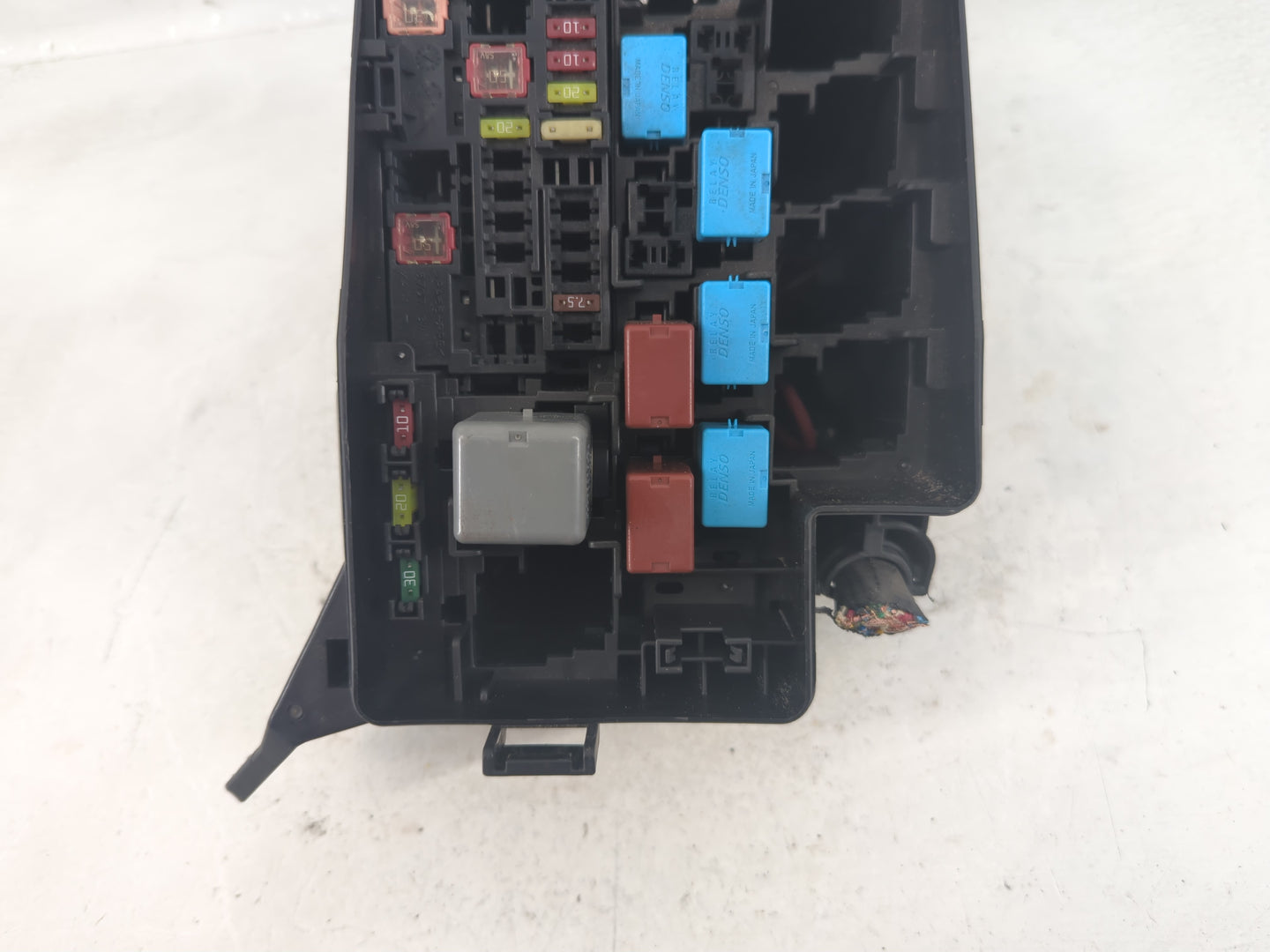 2006-2012 Toyota Rav4 Fusebox Fuse Box Panel Relay Module P/N:82662-42191 Fits Fits 2006 2007 2008 2009 2010 2011 2012 OEM U