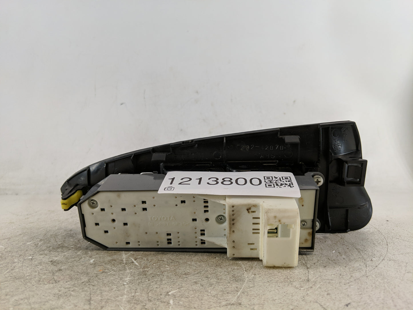 2006-2012 Toyota Rav4 Master Power Window Switch Replacement Driver Side Left P/N:232-42070 Fits OEM Used Auto Parts - Oemus