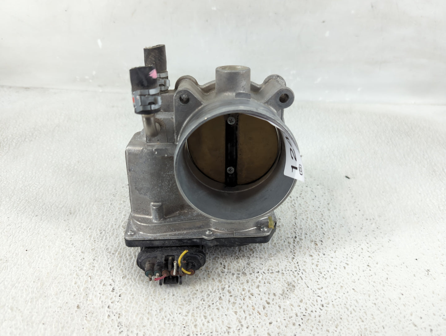 2006-2012 Toyota Rav4 Throttle Body P/N:22030-0P050 Fits OEM Used Auto Parts - Oemusedautoparts1.com